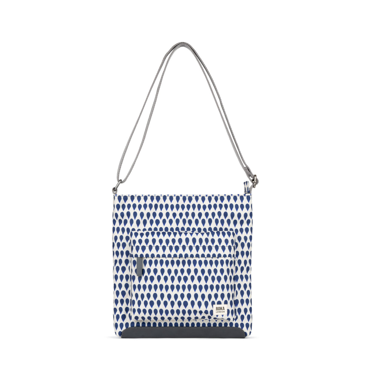 ROKA London - Kennington M crossbody-väska #Färg_Denim_Rain