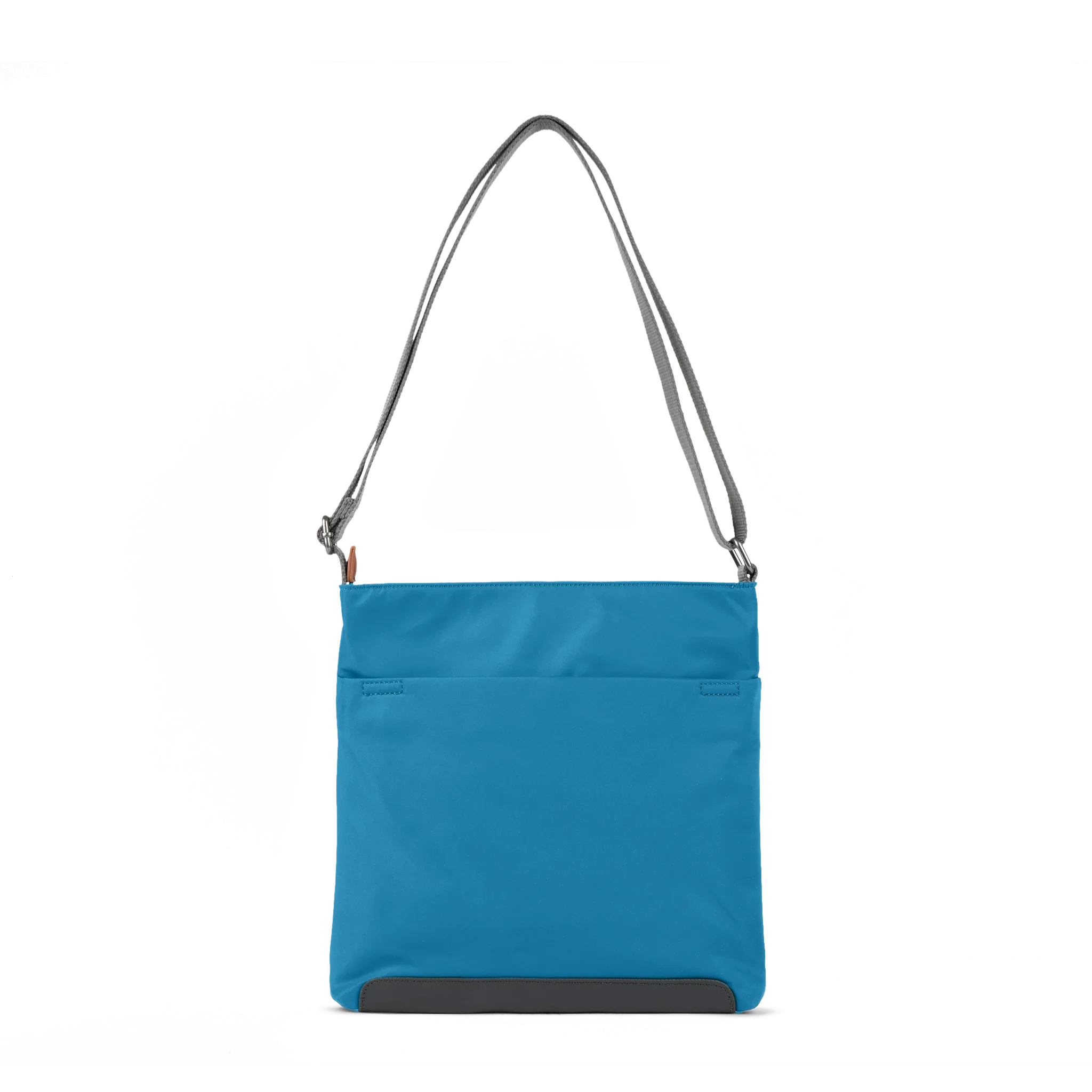 ROKA London - Kennington M crossbody-väska #Färg_Marine
