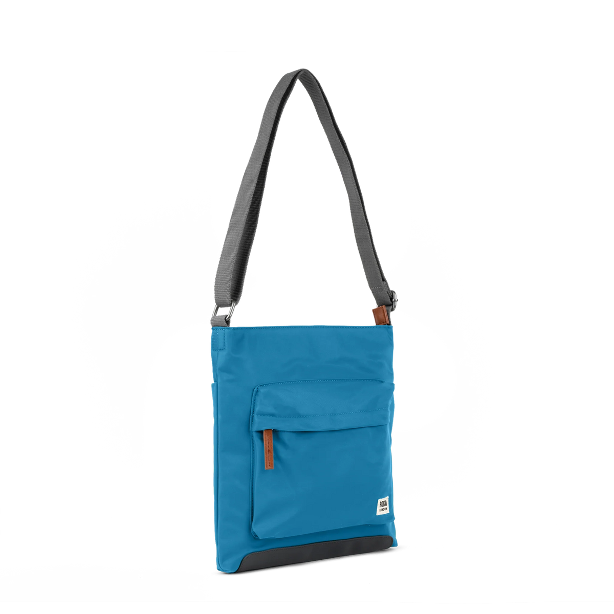 ROKA London - Kennington M crossbody-väska #Färg_Marine