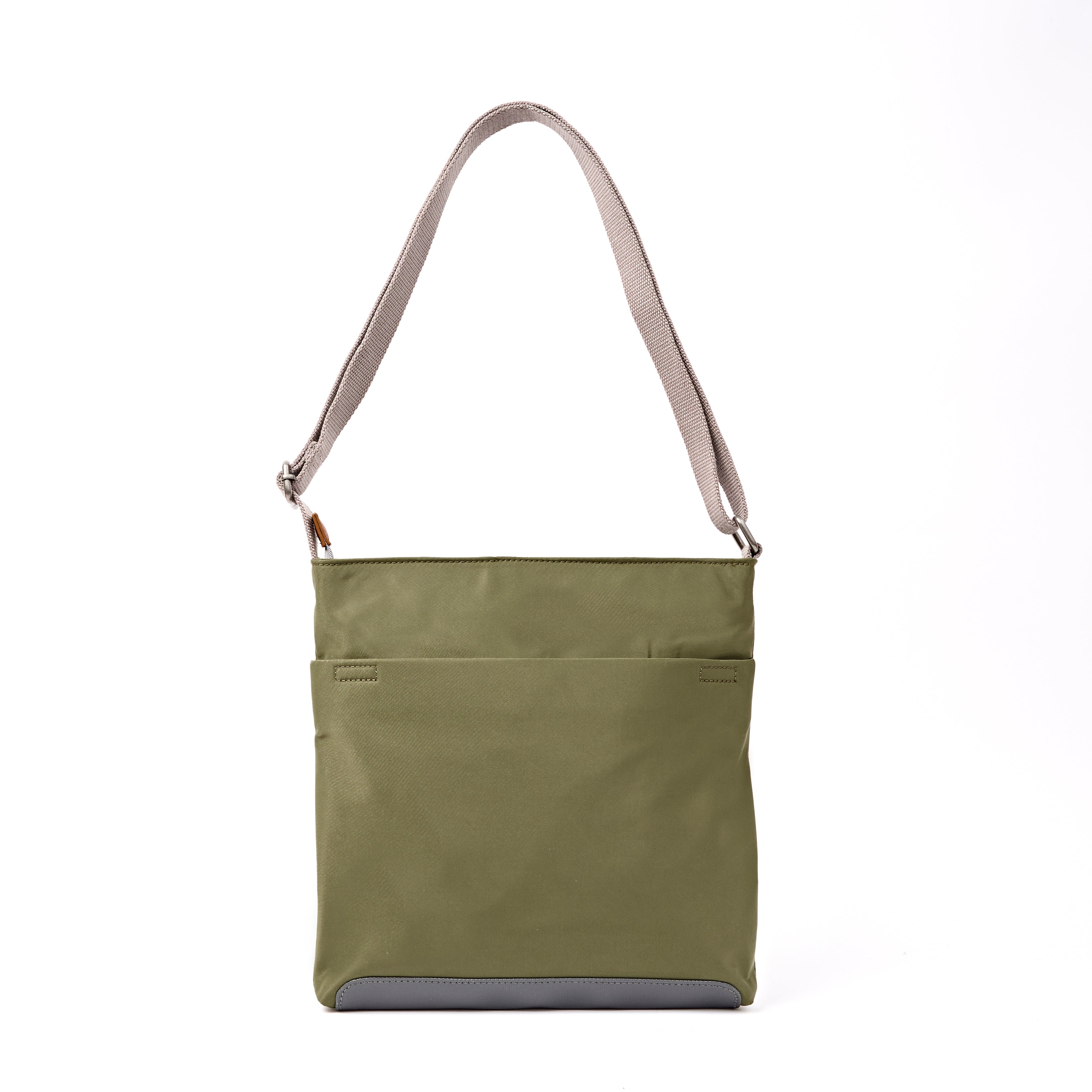 ROKA London - Kennington M crossbody-väska #Färg_Chive