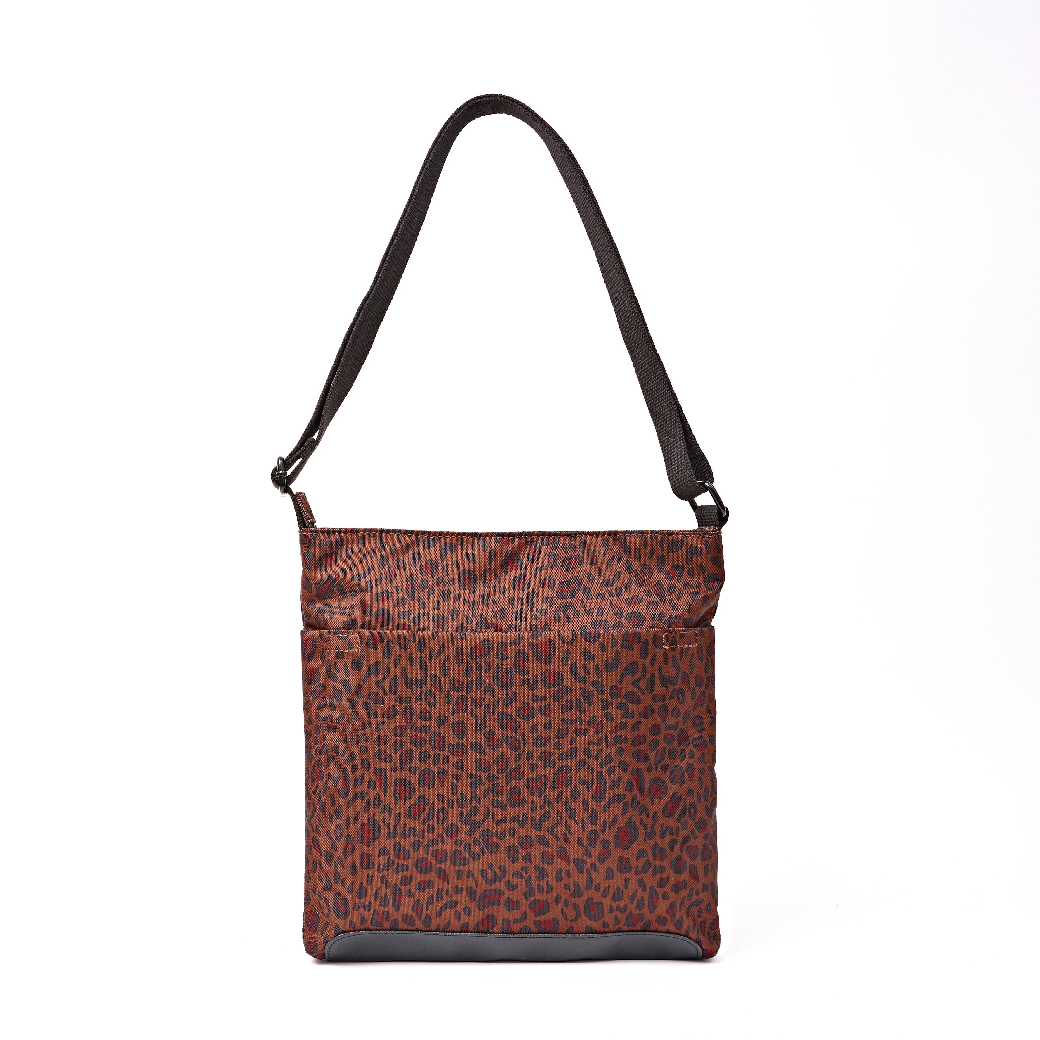 ROKA London - Kennington M crossbody-väska #Färg_Corn_Mini_Leopard