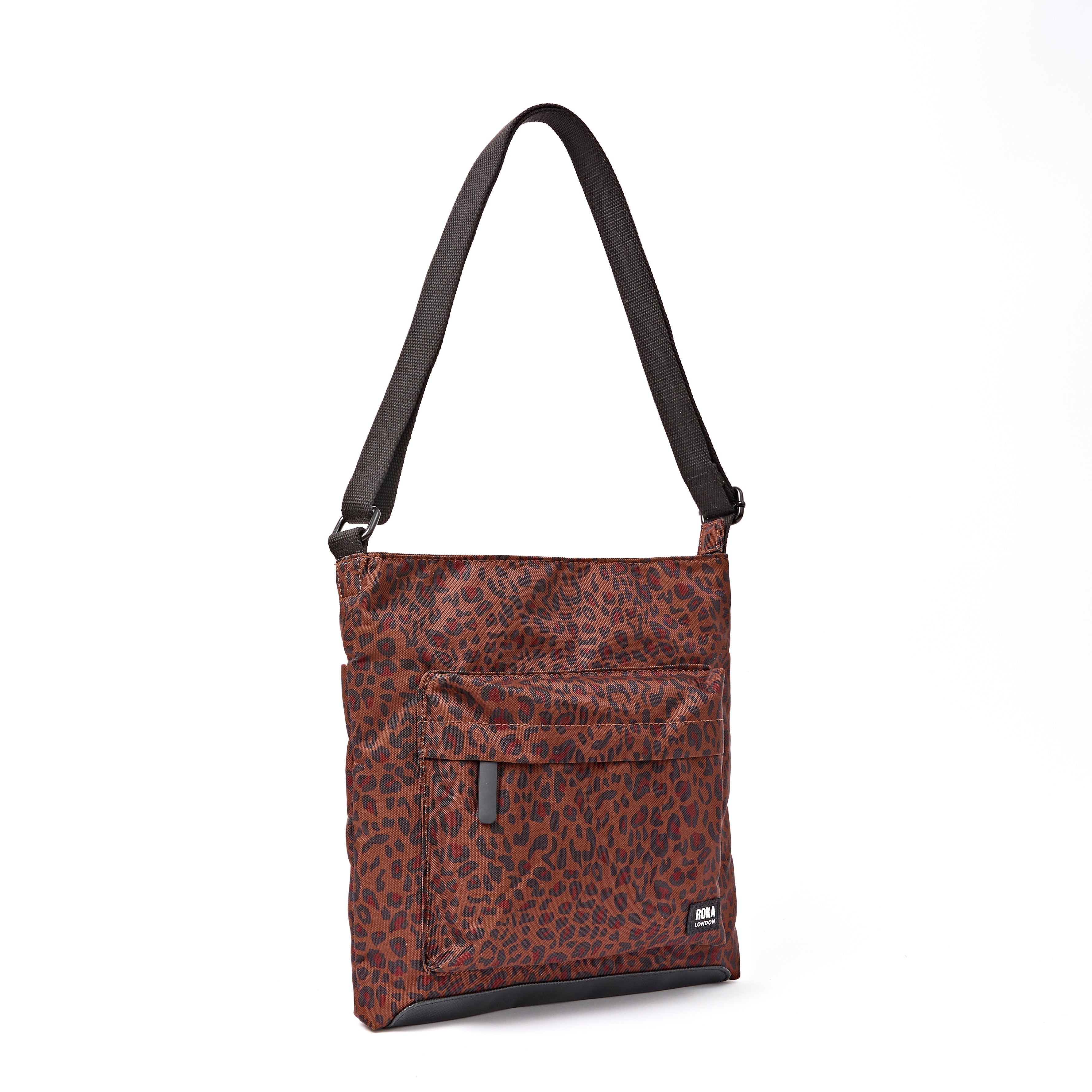 ROKA London - Kennington M crossbody-väska #Färg_Corn_Mini_Leopard