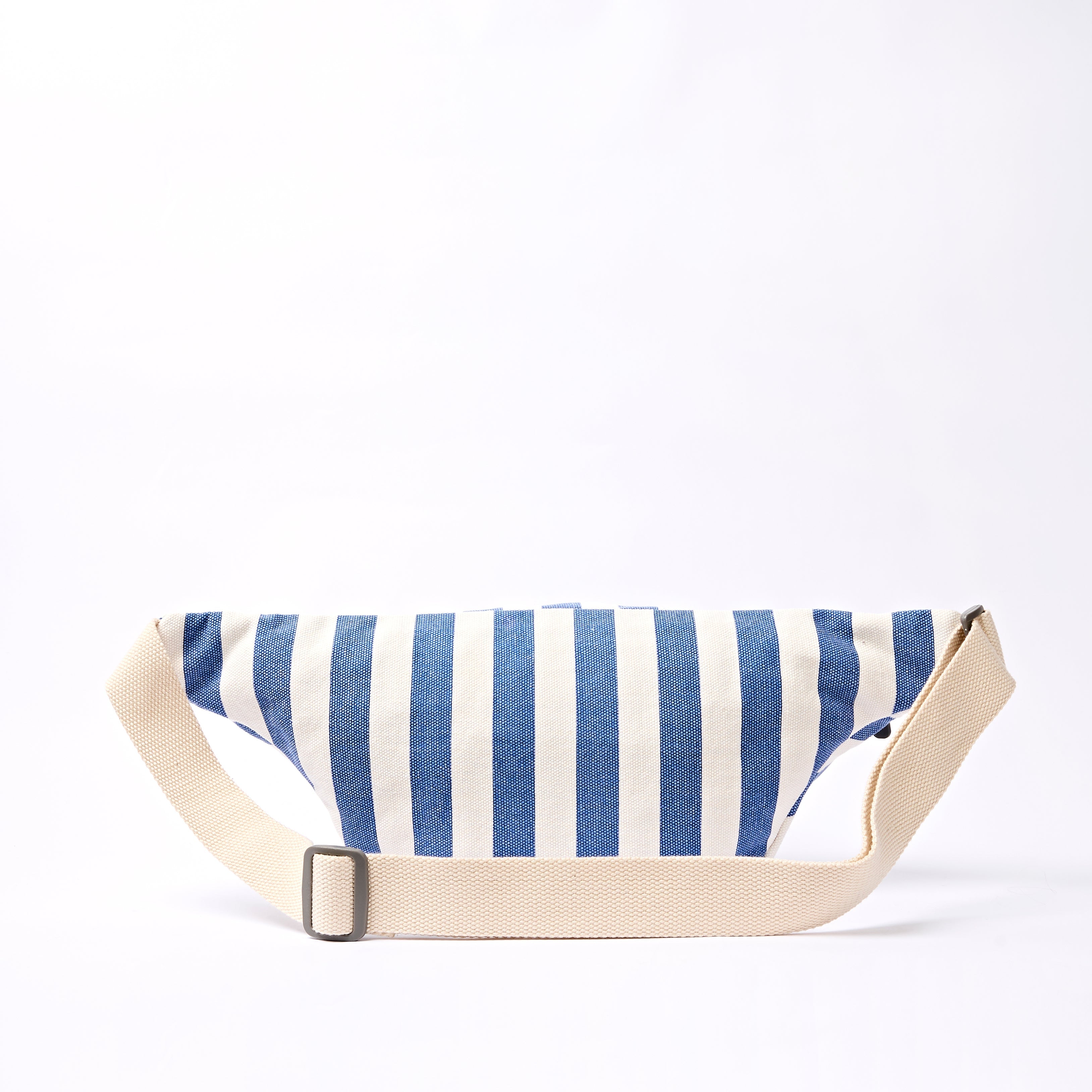ROKA London - Mill Hill S crossbody-väska #Färg_Denim_Stripe