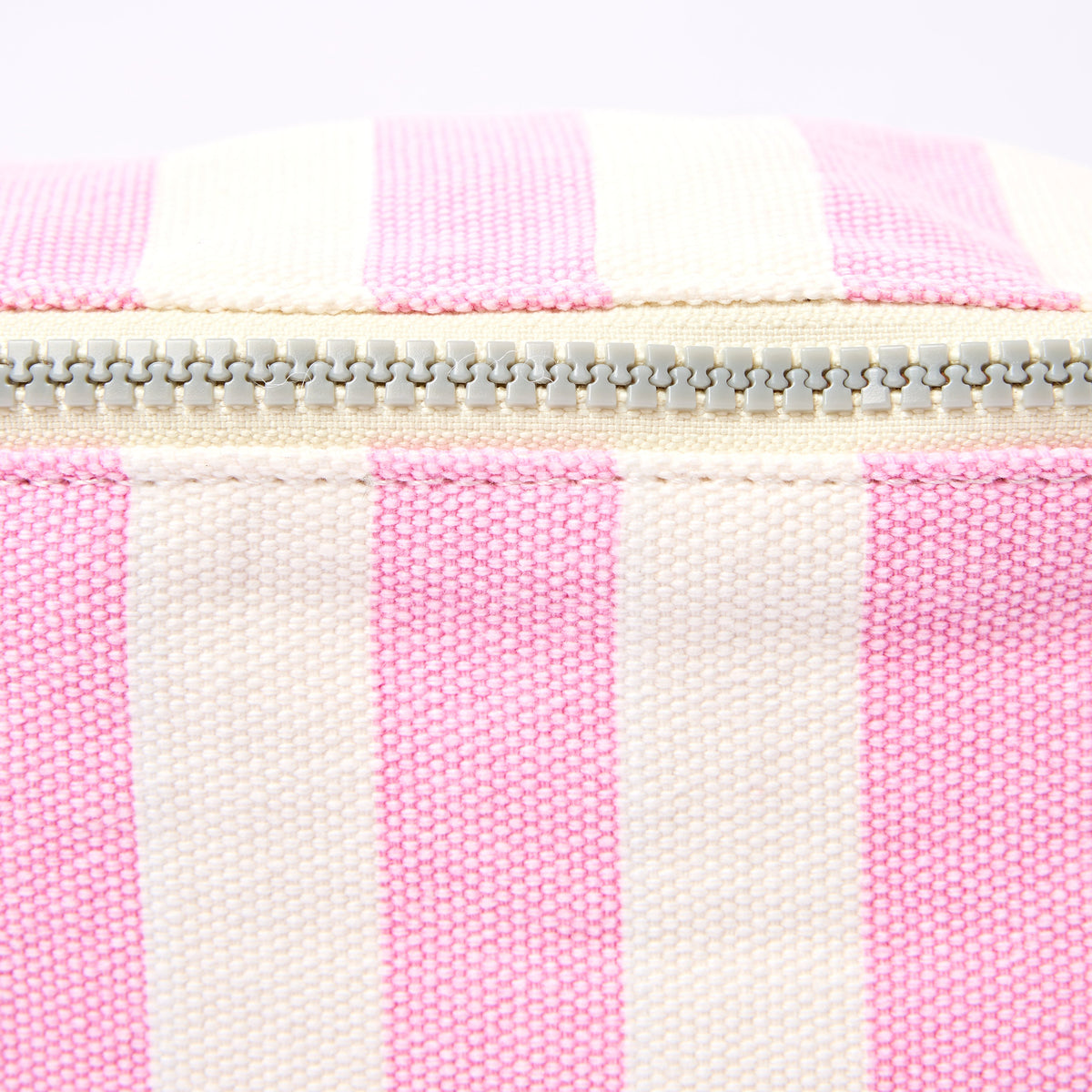 ROKA London - Mill Hill S crossbody-väska #Färg_Sherbet_Stripe