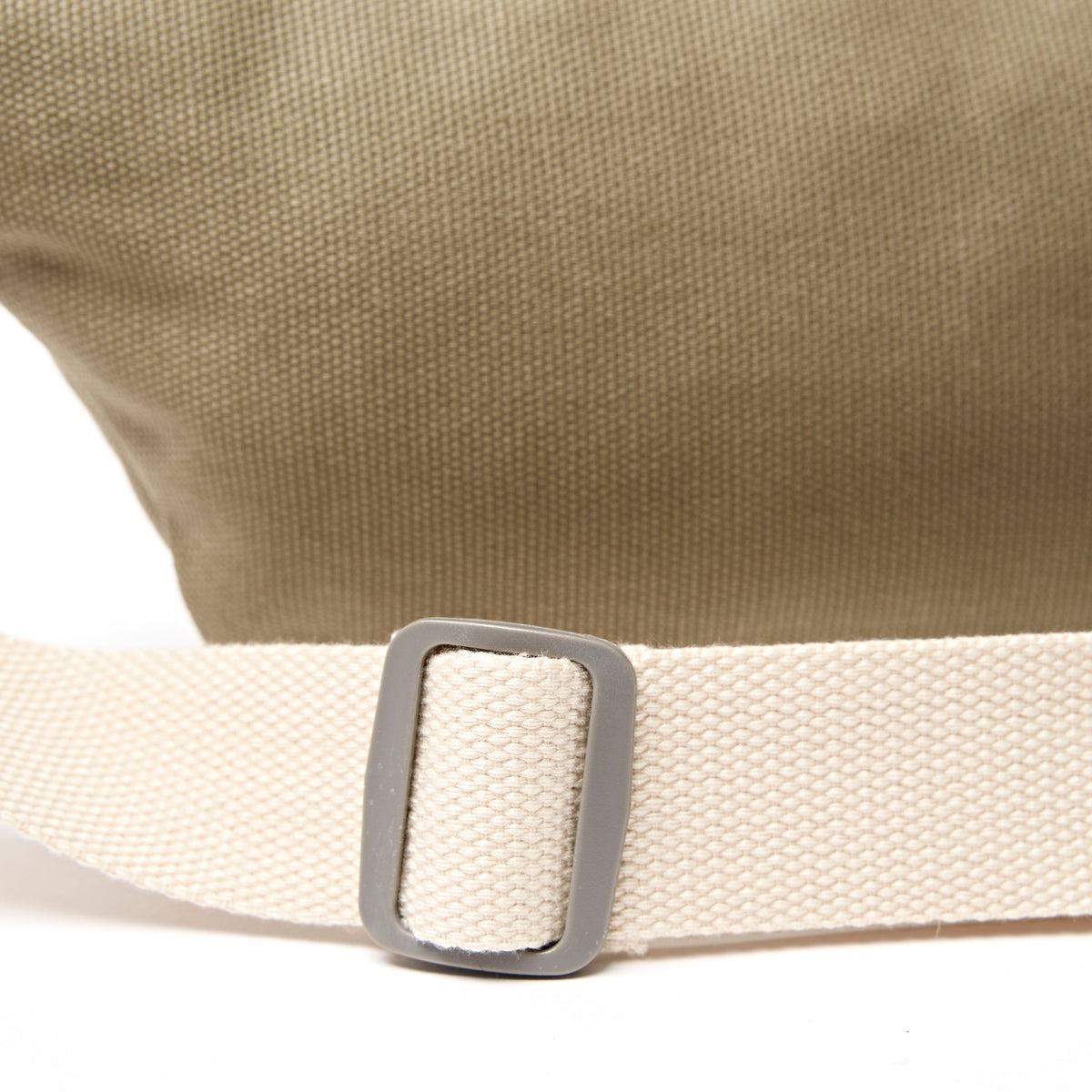 ROKA London - Mill Hill S crossbody-väska #Färg_Taupe