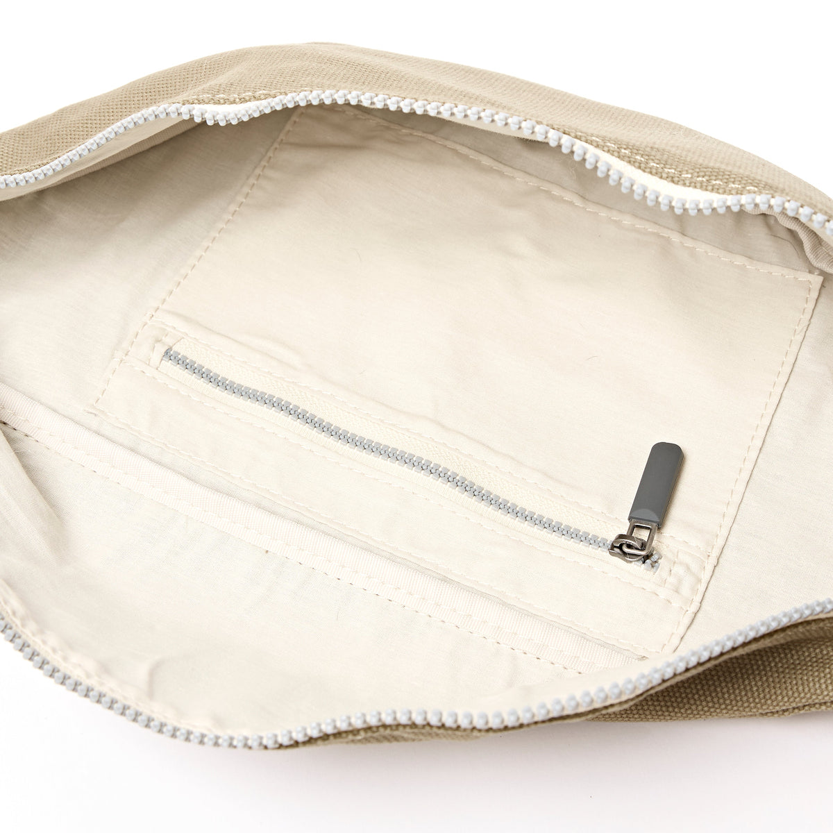 ROKA London - Mill Hill S crossbody-väska #Färg_Taupe