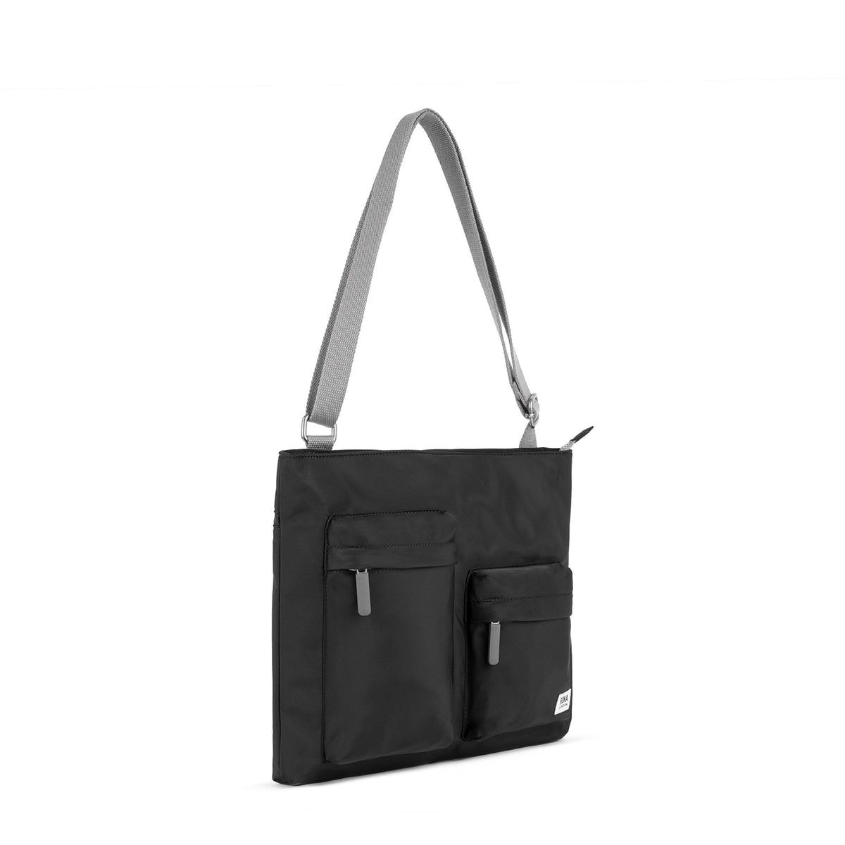 ROKA London - Moorgate M messengerväska #Färg_Black