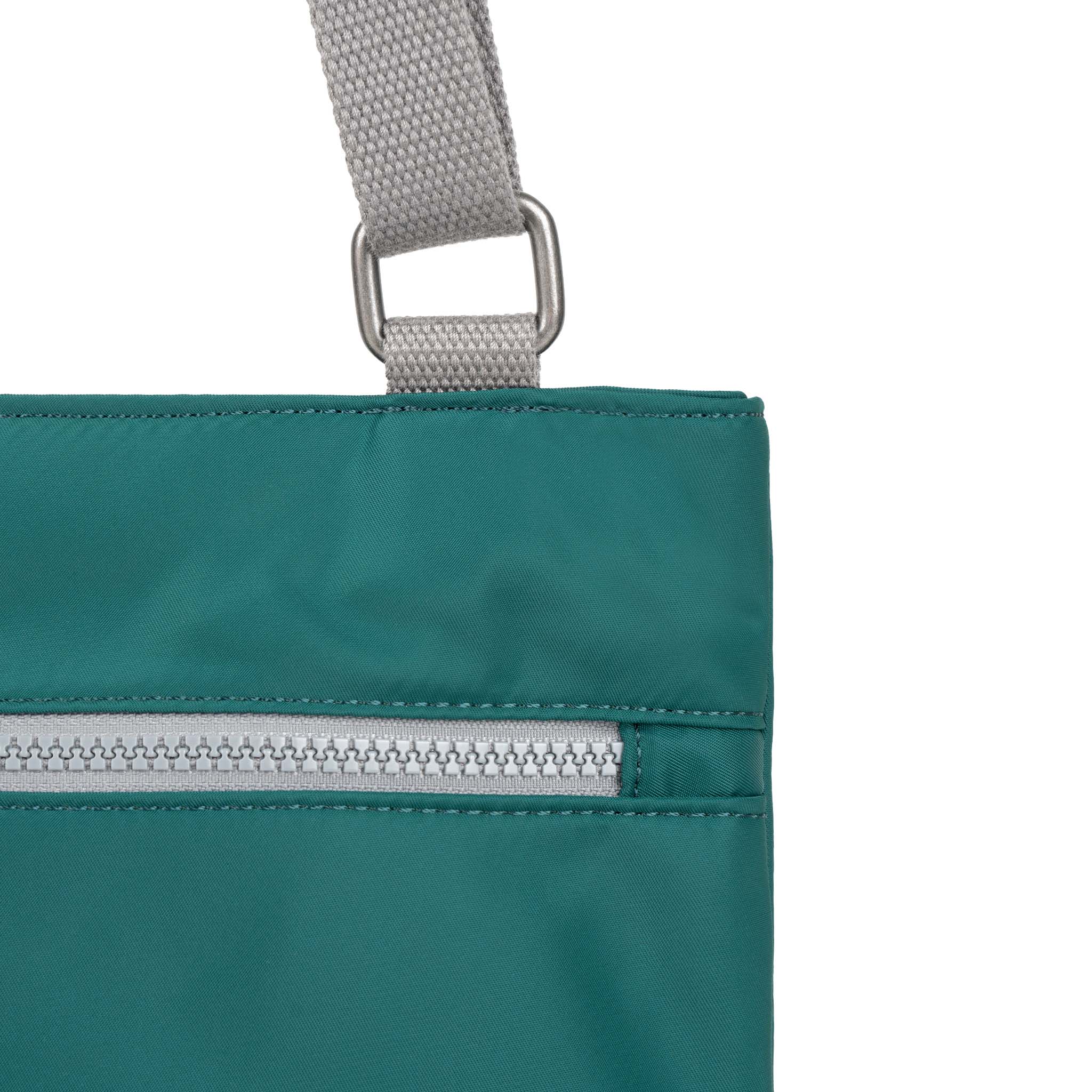 ROKA London - Moorgate M messengerväska #Färg_Teal