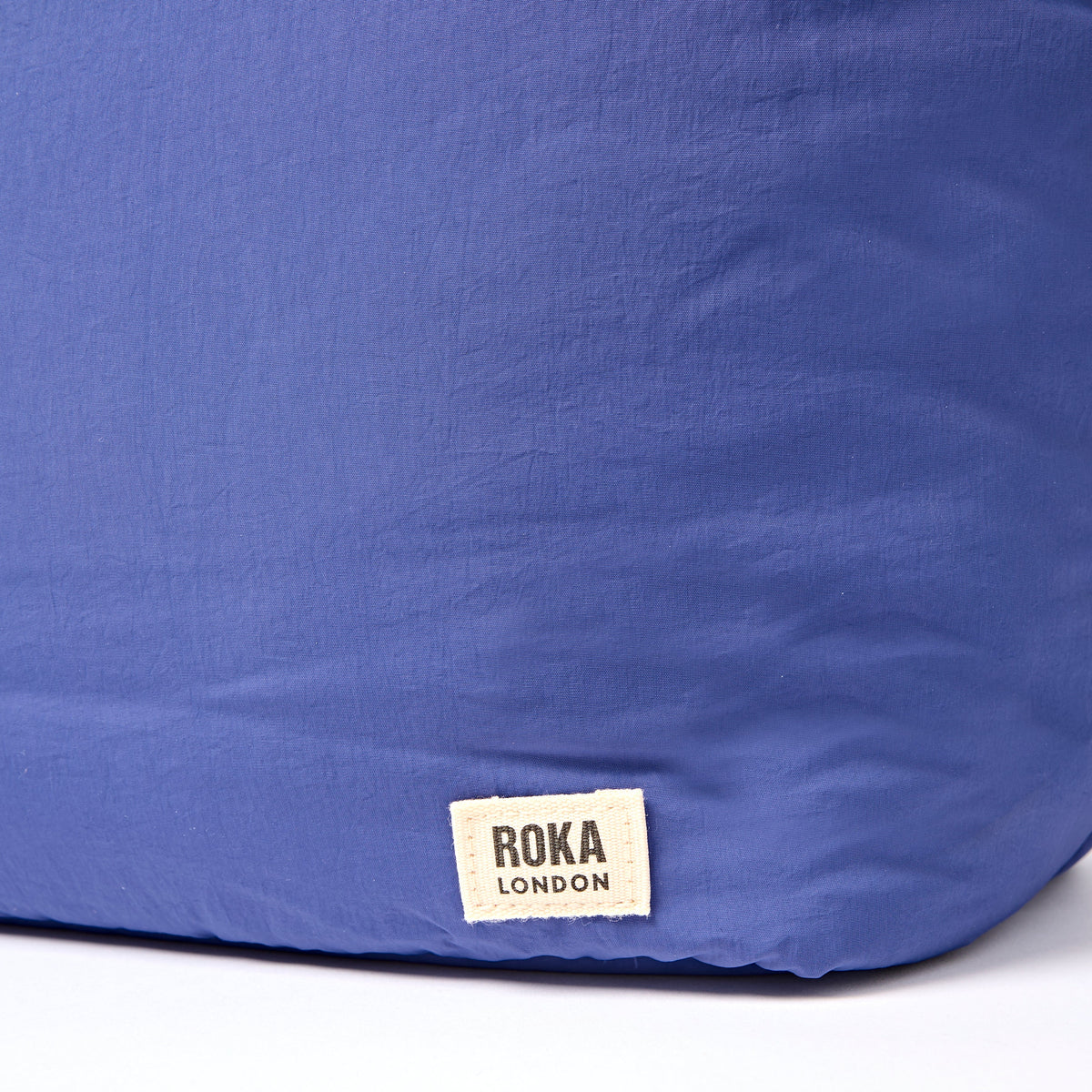 ROKA London - Oxford M axelväska #Färg_Coastal