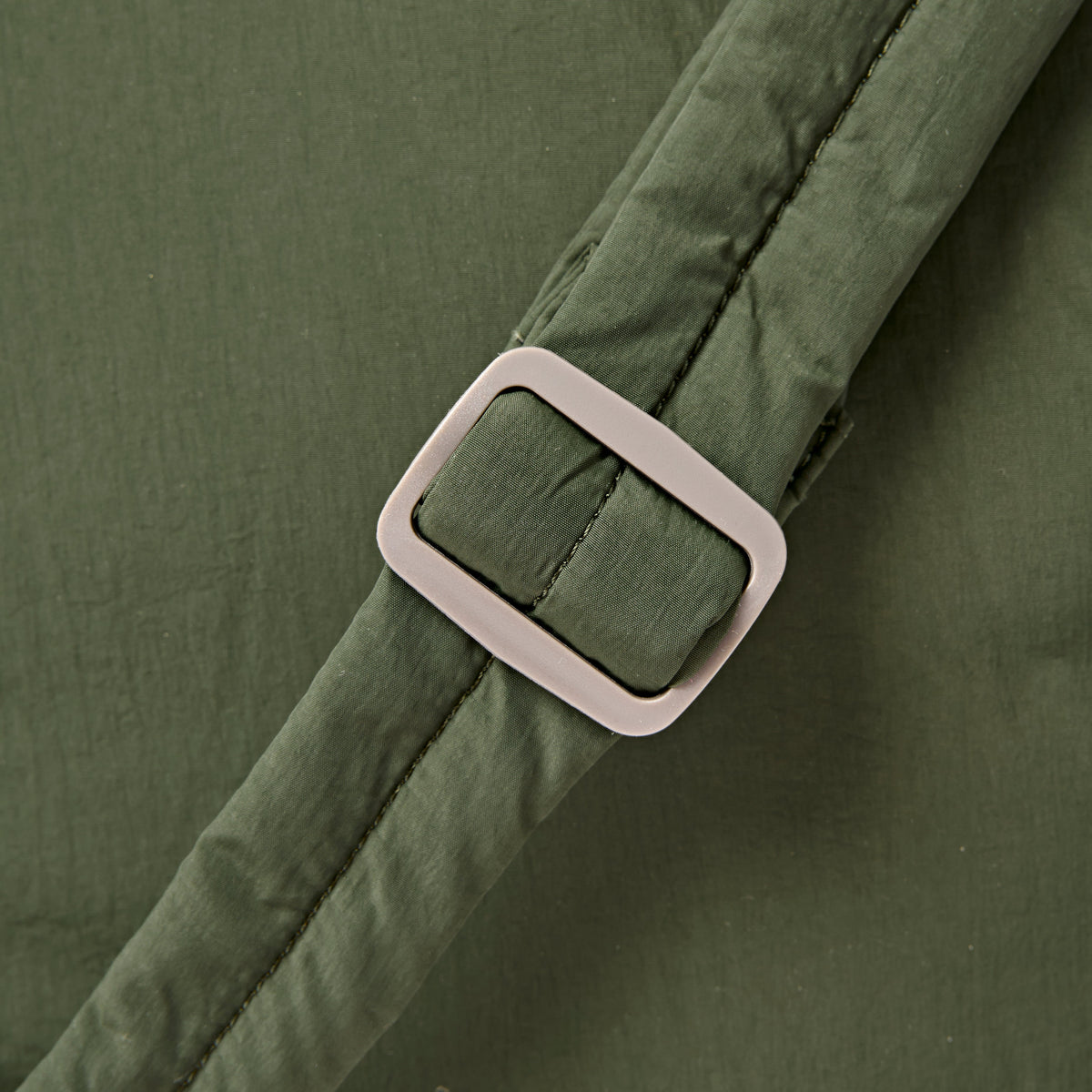 ROKA London - Oxford M axelväska #Färg_Olive