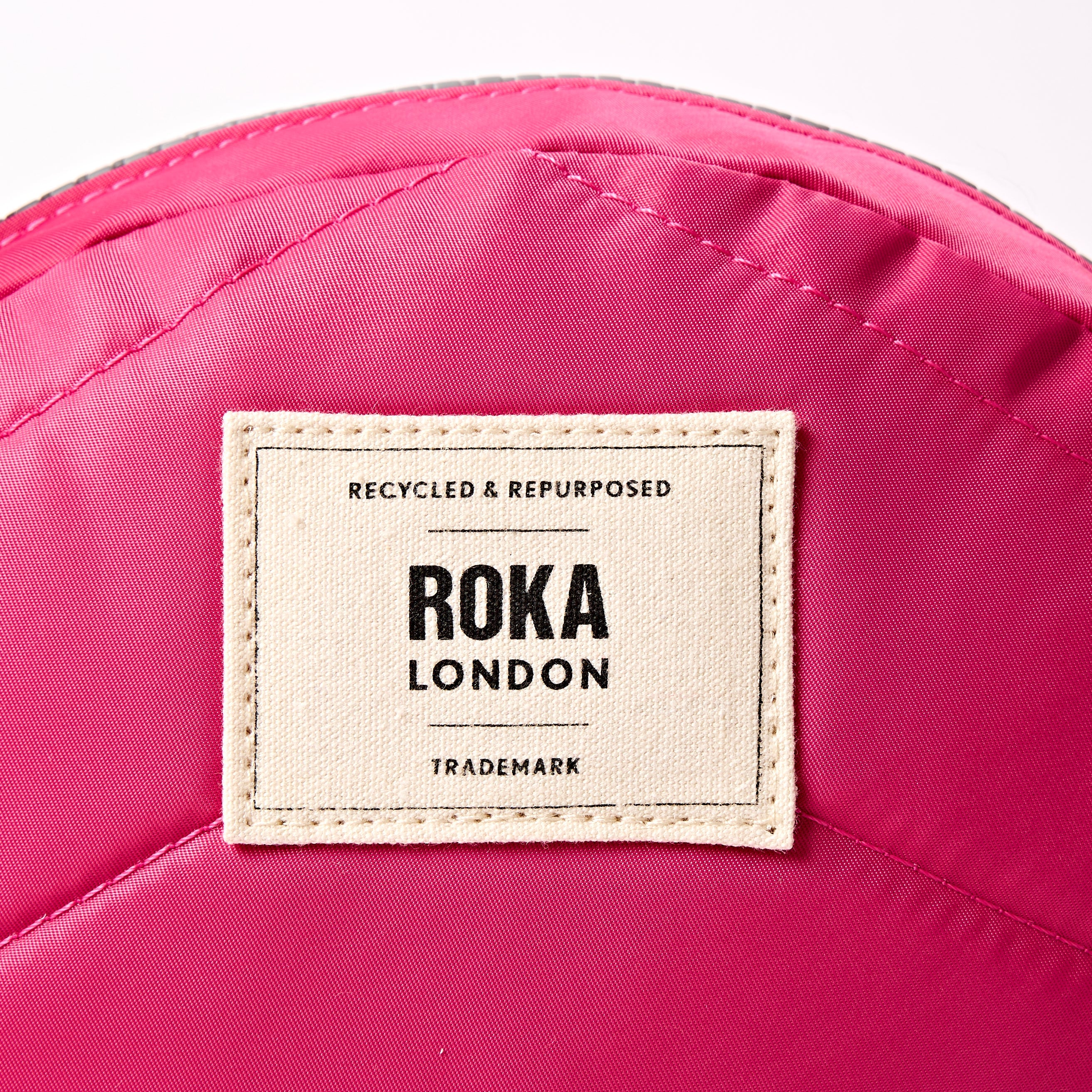 ROKA London - Paddington S crossbody-väska #Färg_Granita_Red