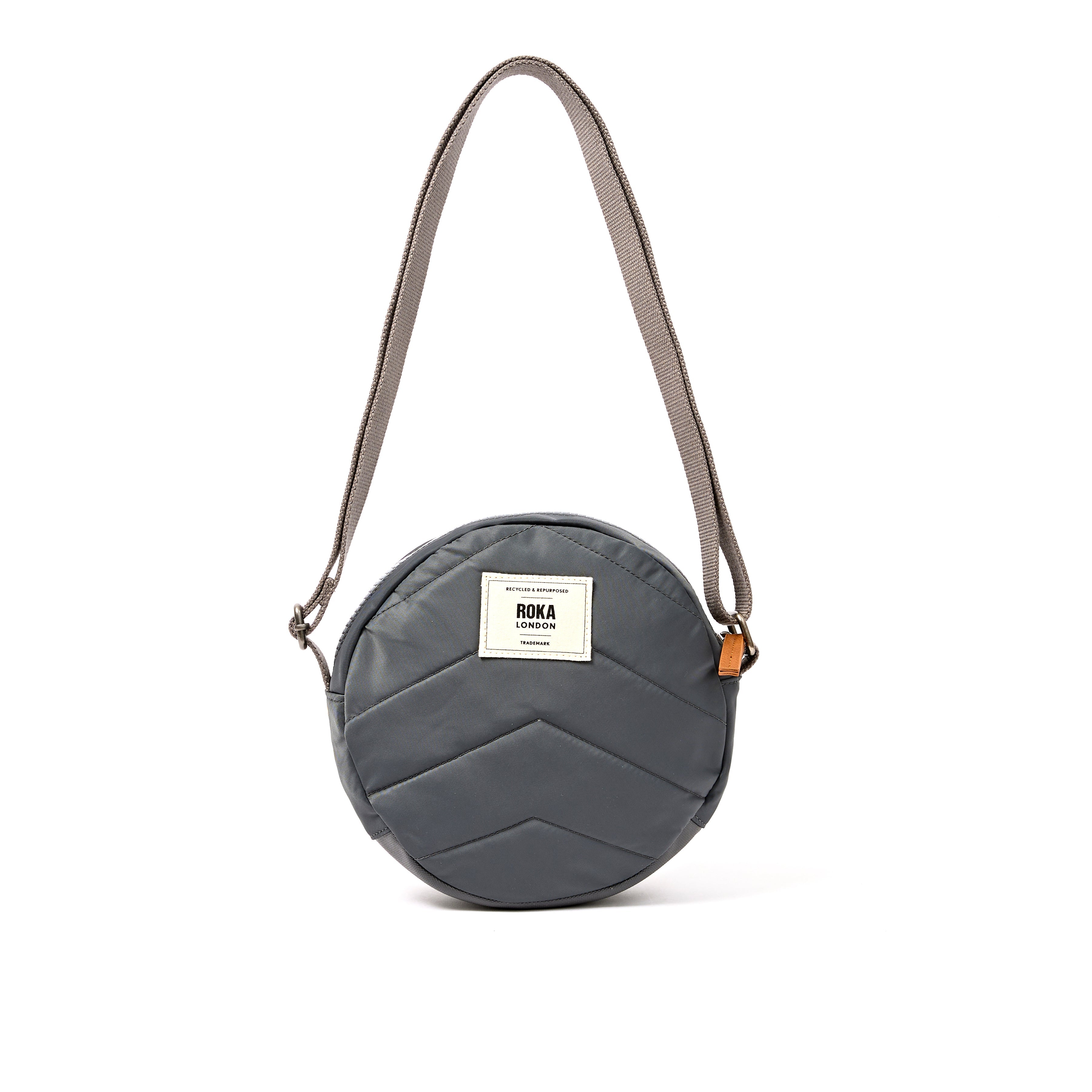 ROKA London - Paddington S crossbody-väska #Färg_Beluga