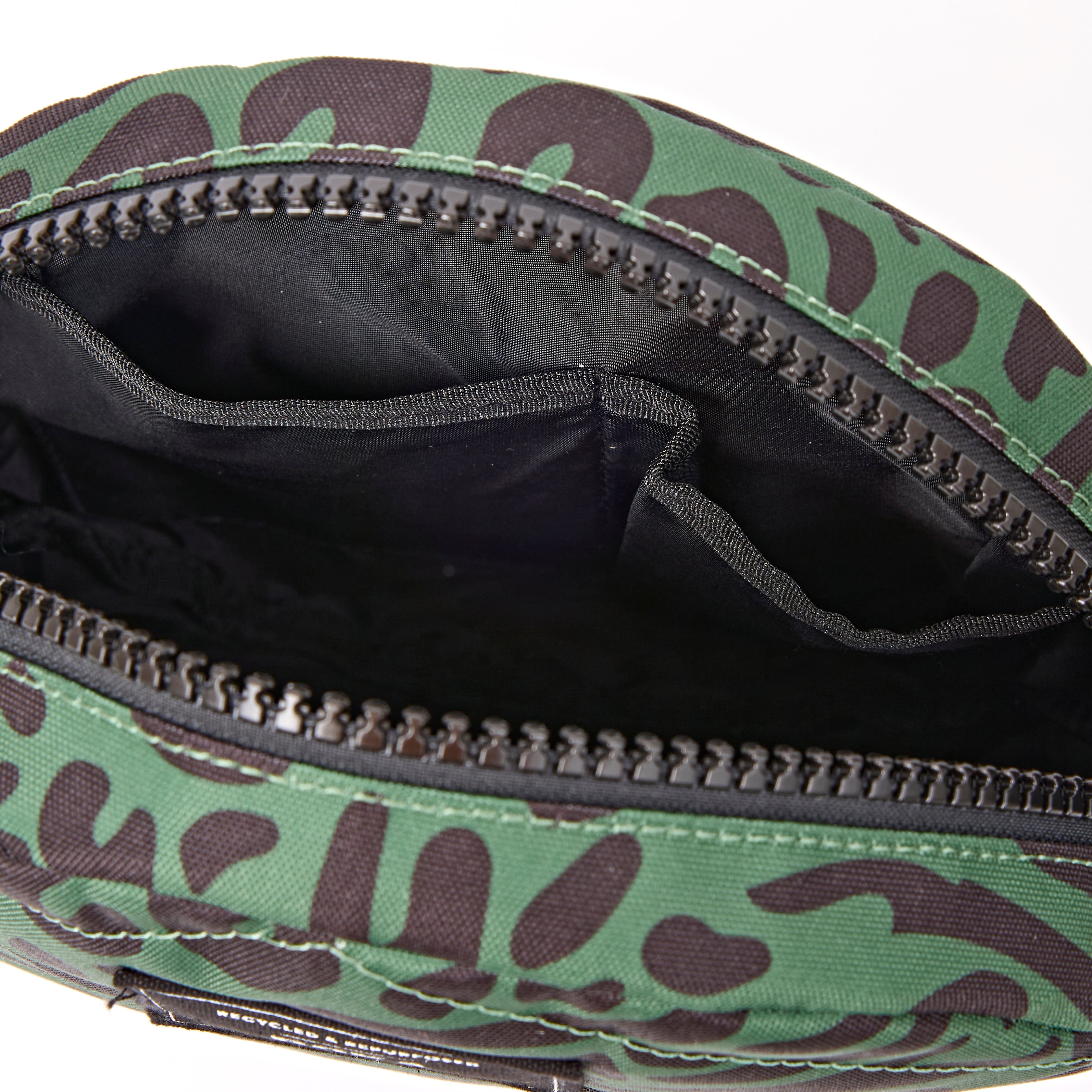 ROKA London - Paddington S crossbody-väska #Färg_Mixed_Animal_Artichoke