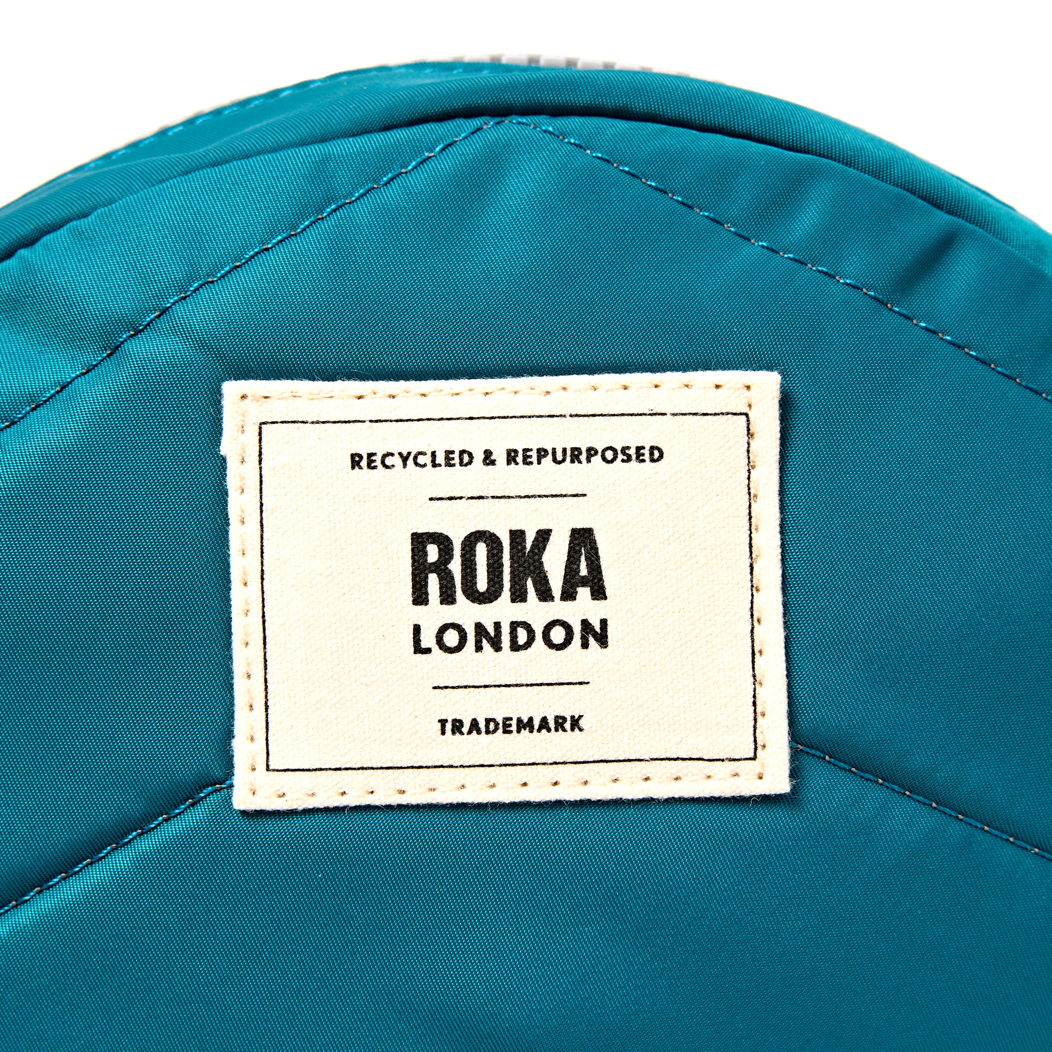 ROKA London - Paddington S crossbody-väska #Färg_North_Sea