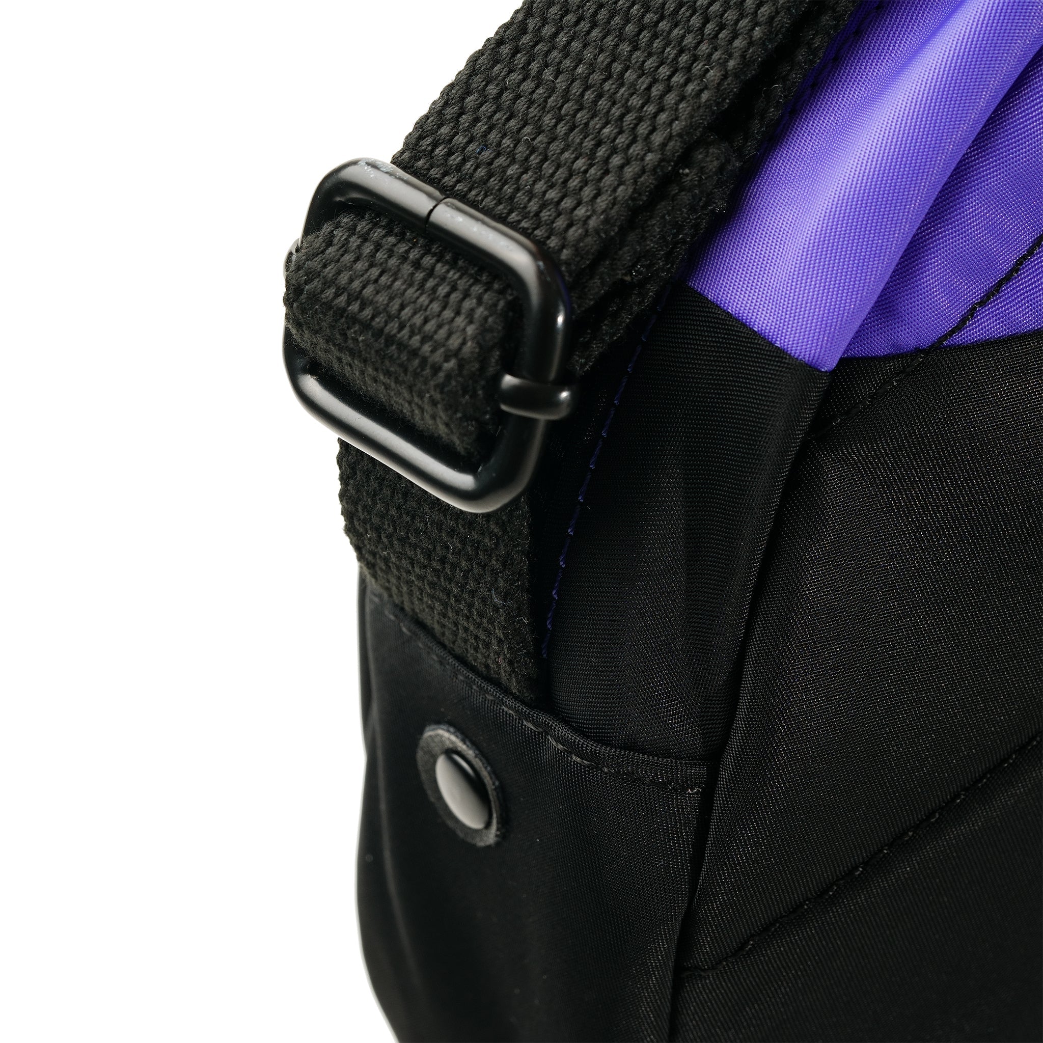 ROKA London - Paddington S Paddington crossbody-väska Creative Waste #Färg_Black/Simple_Purple