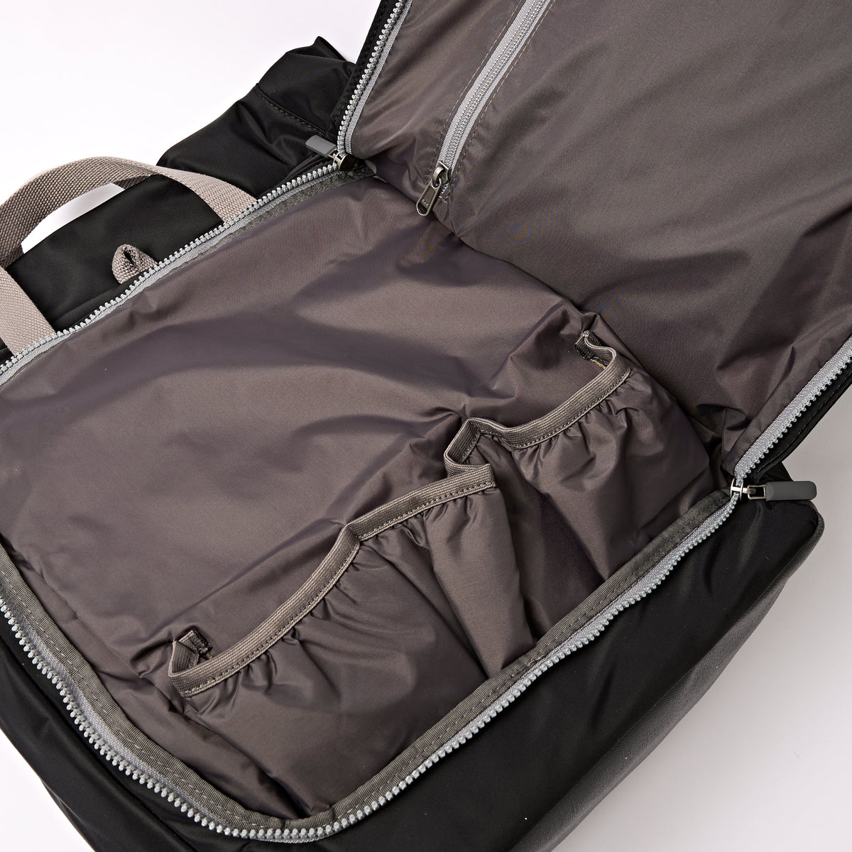 ROKA London - Primrose L skötväska #Färg_Black