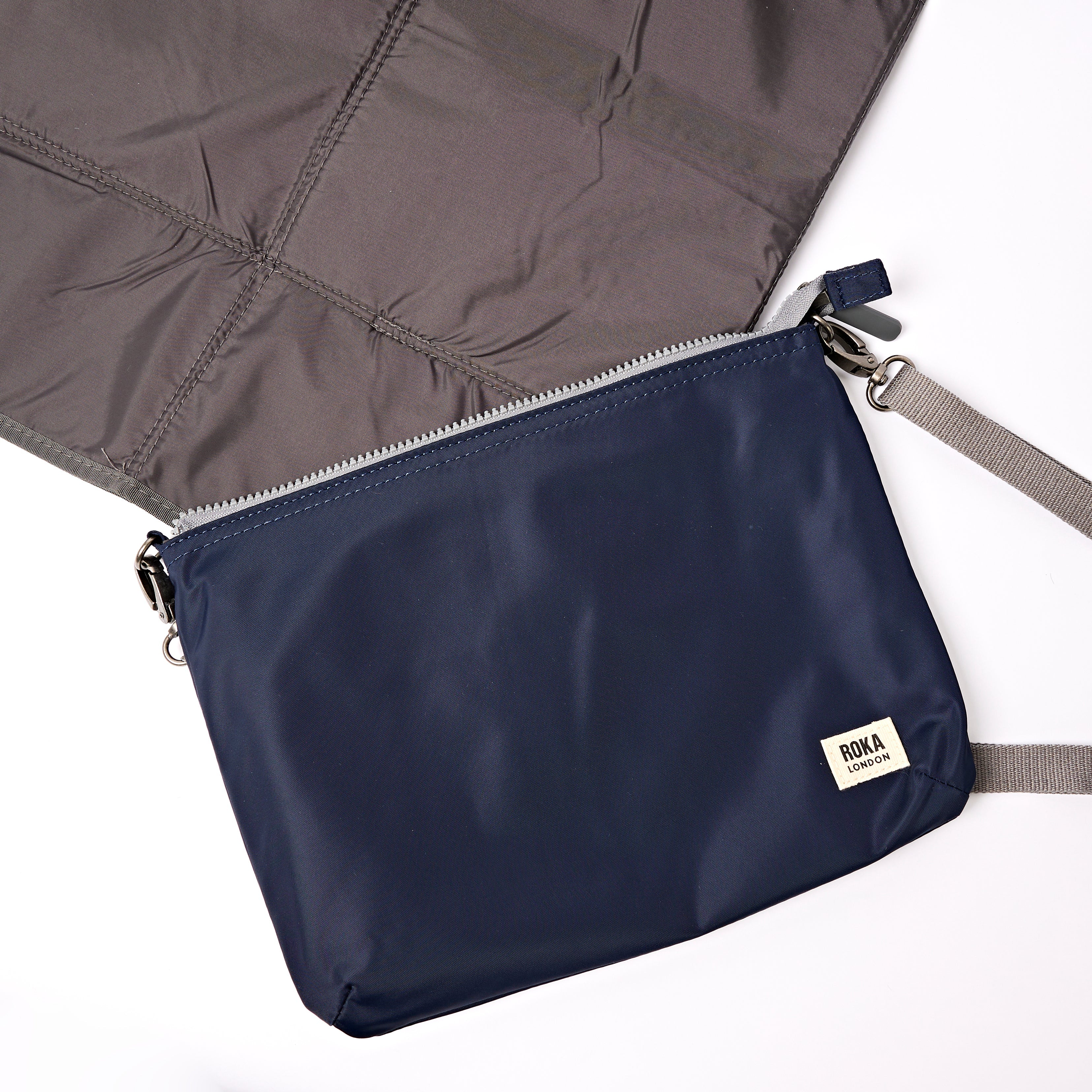 ROKA London - Primrose L skötväska #Färg_Midnight
