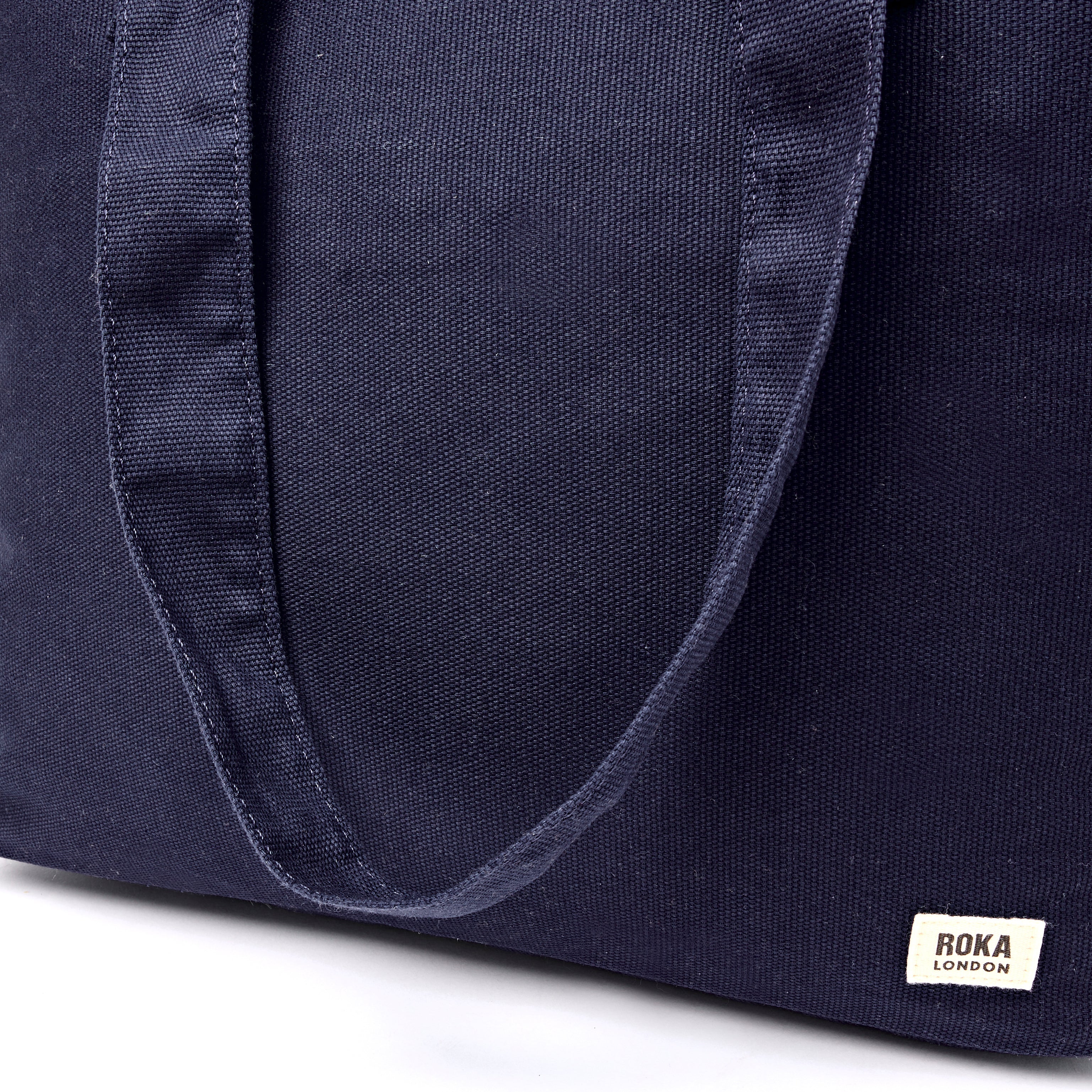 ROKA London - Sloane M axelväska #Färg_Anthracite