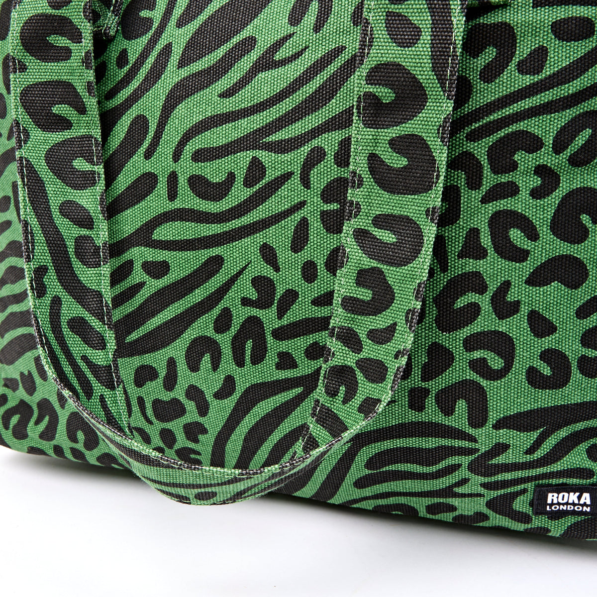 ROKA London - Sloane M axelväska #Färg_Animal_Artichoke