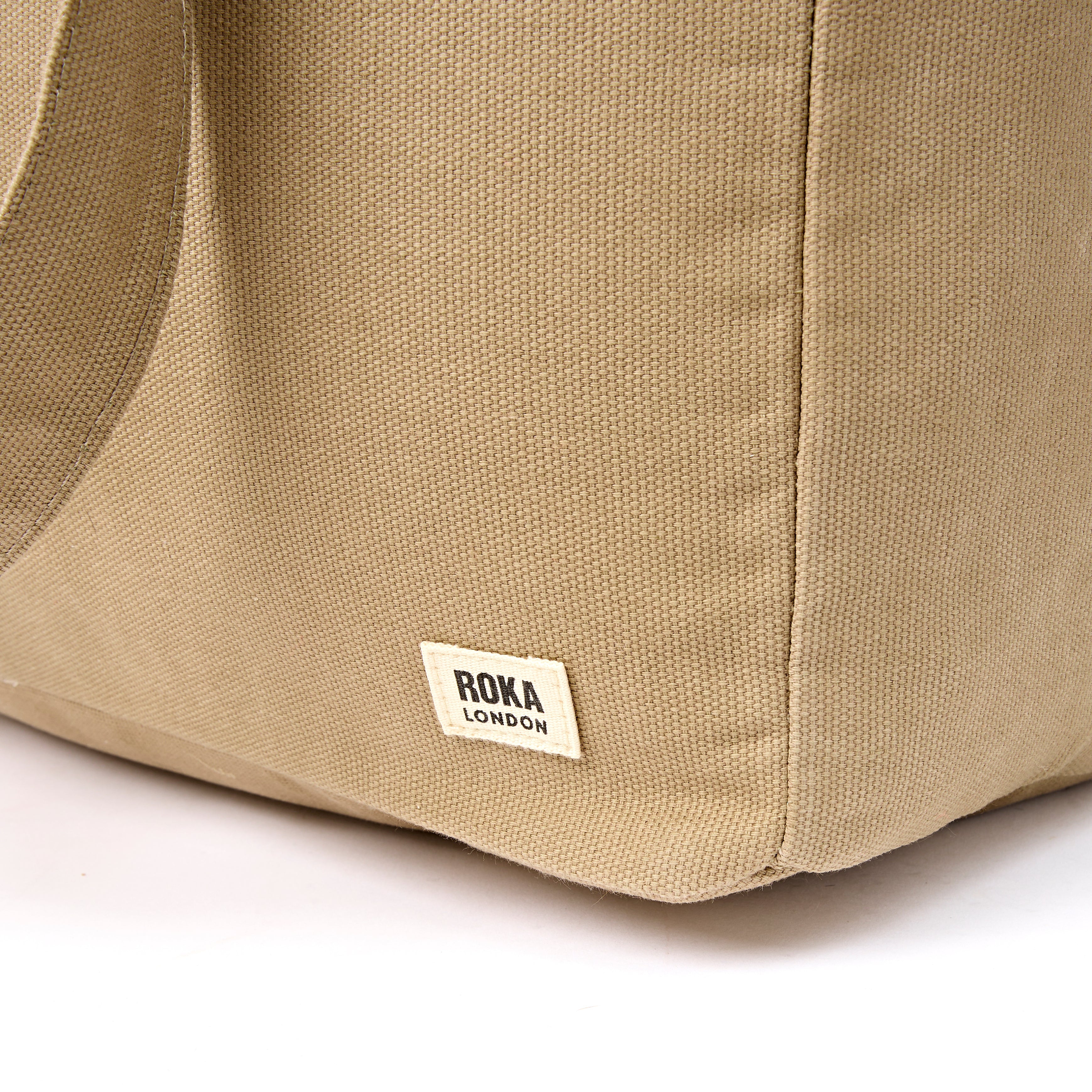 ROKA London - Sloane M axelväska #Färg_Safari