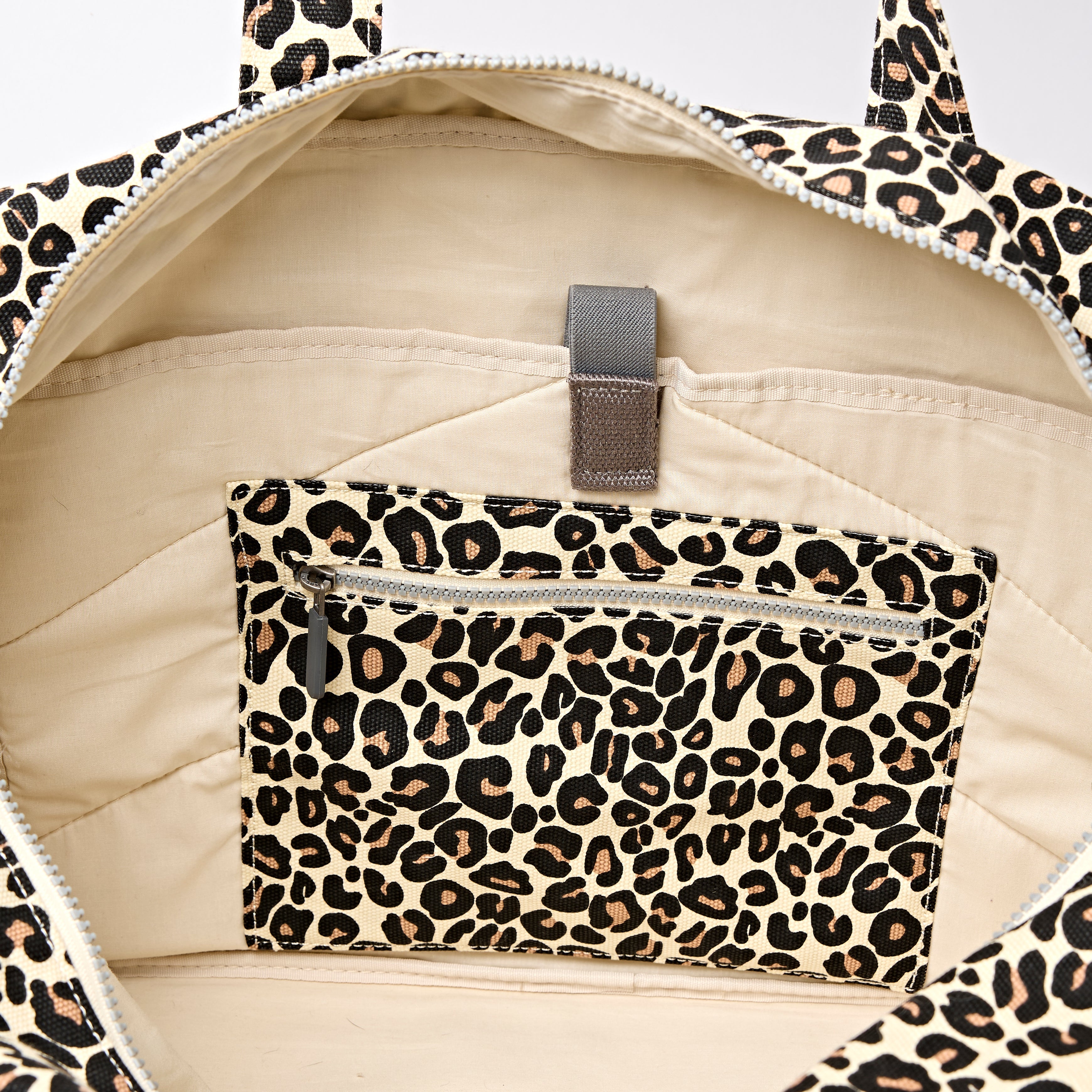 ROKA London - Sloane M axelväska #Färg_Savannah_Leopard