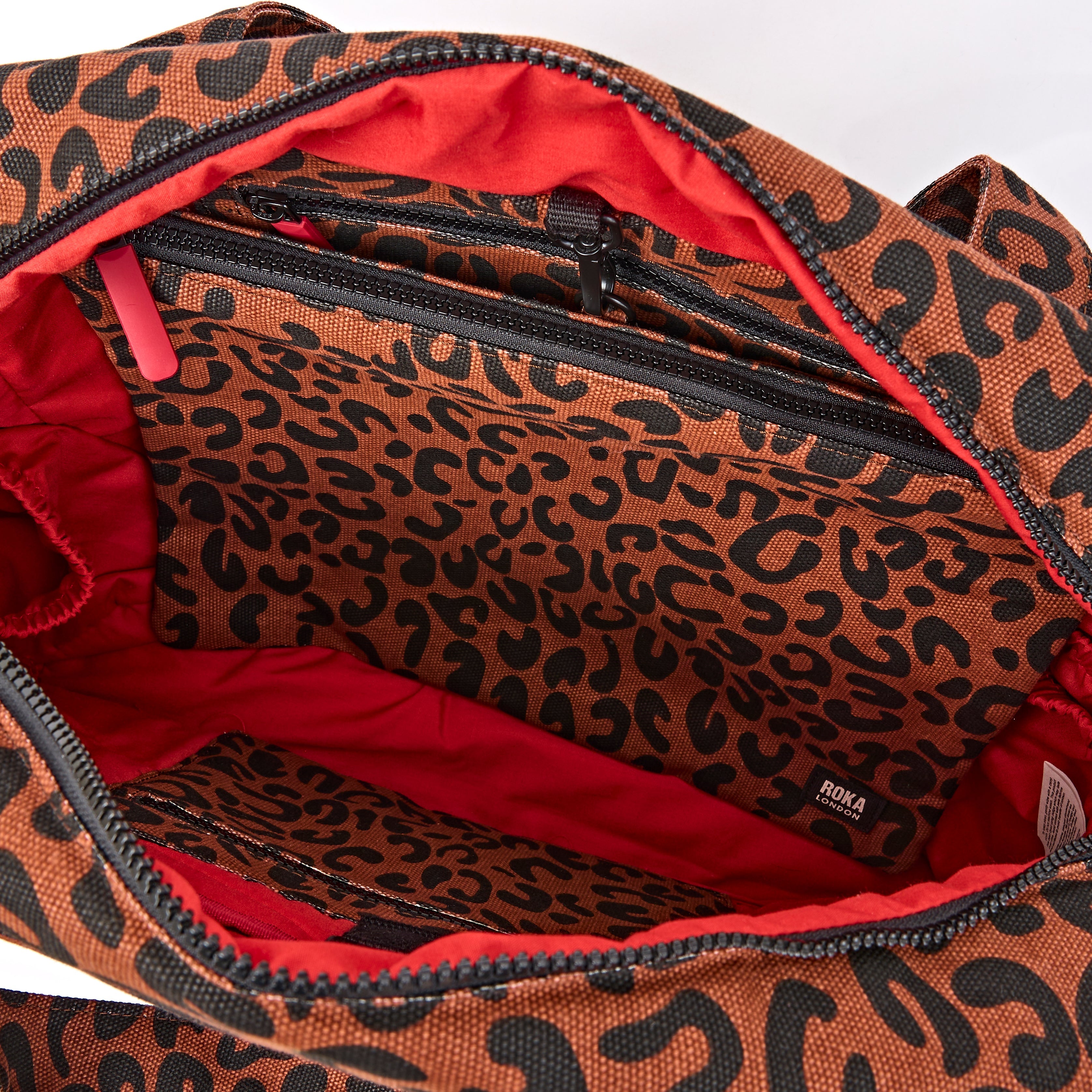 ROKA London - Somerset L axelväska #Färg_Scarlet_Leopard