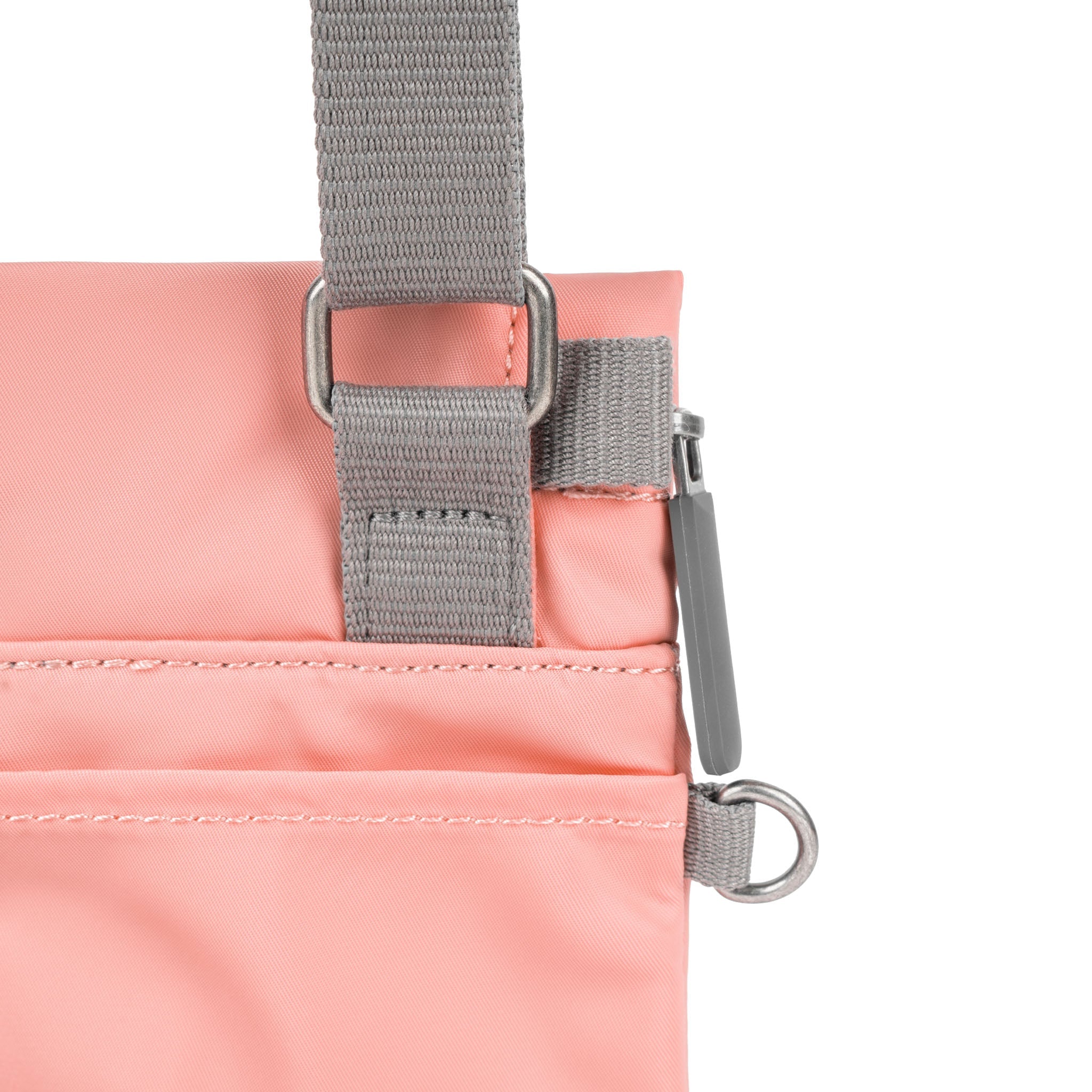 ROKA London - Stratford S crossbody-väska #Färg_Punch
