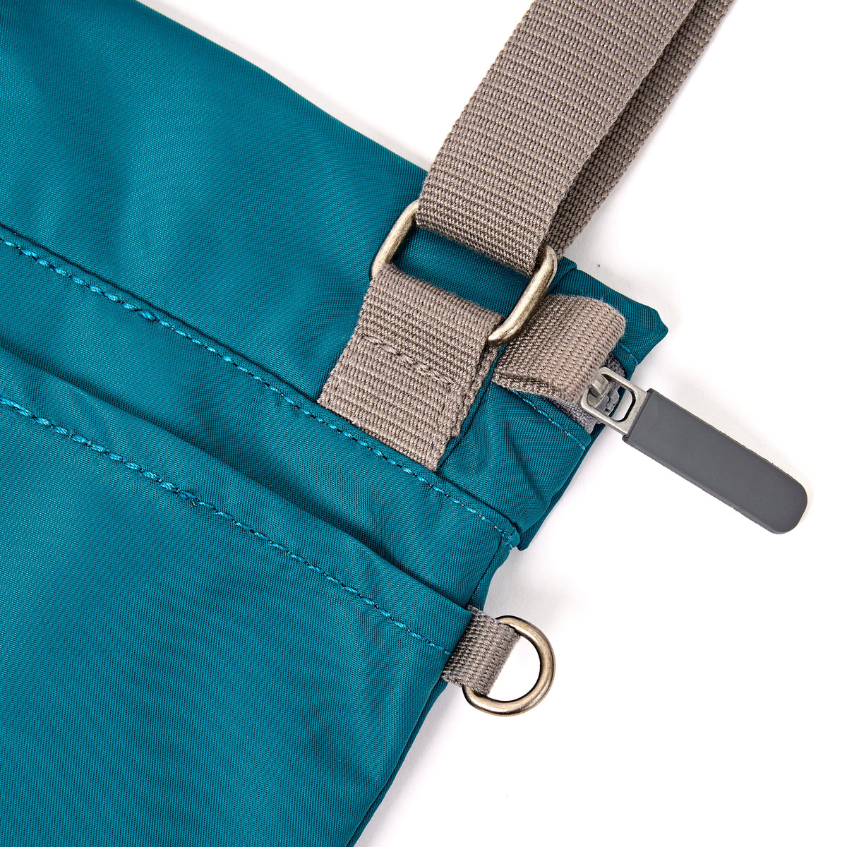 ROKA London - Stratford S crossbody-väska #Färg_North_Sea
