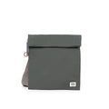 ROKA London - Stratford S crossbody-väska #Färg_Thyme