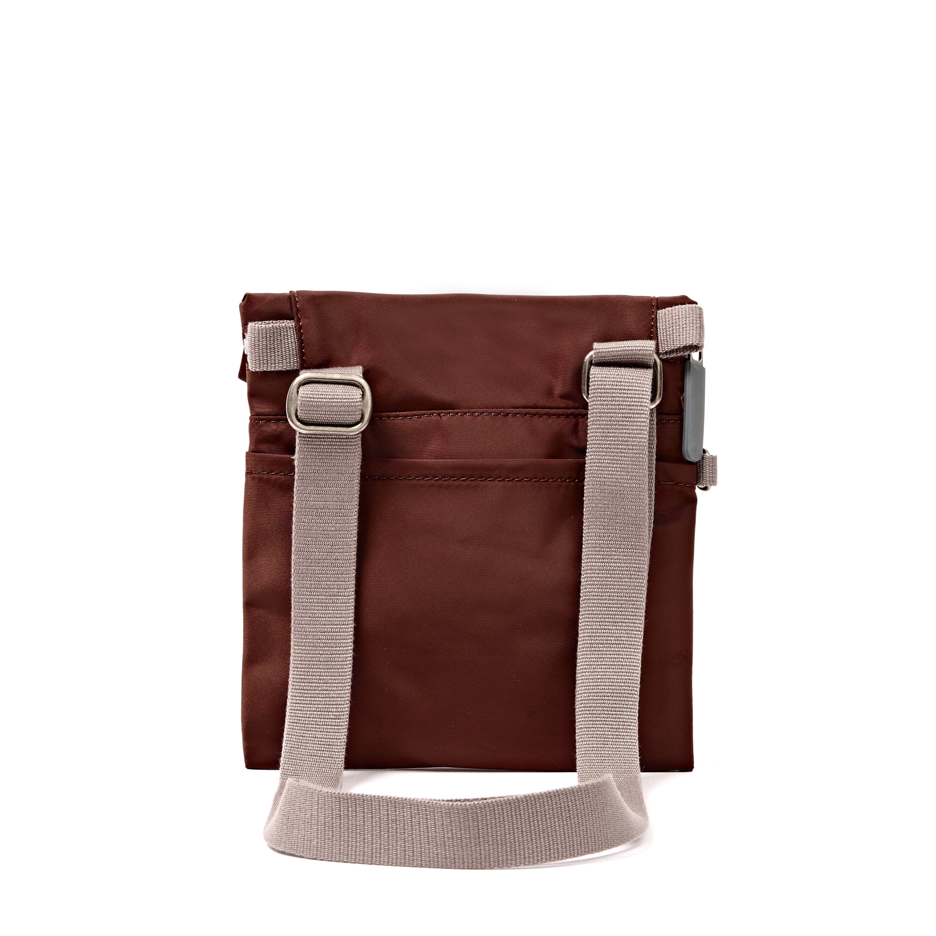 ROKA London - Stratford S crossbody-väska #Färg_Rocky_Road