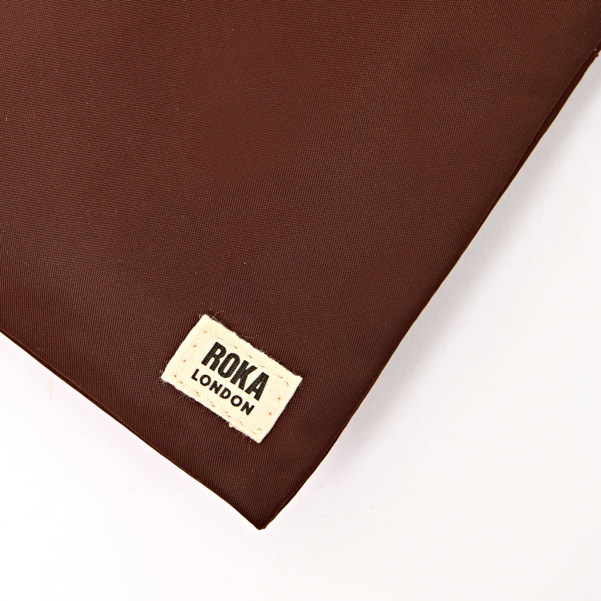 ROKA London - Stratford S crossbody-väska #Färg_Rocky_Road