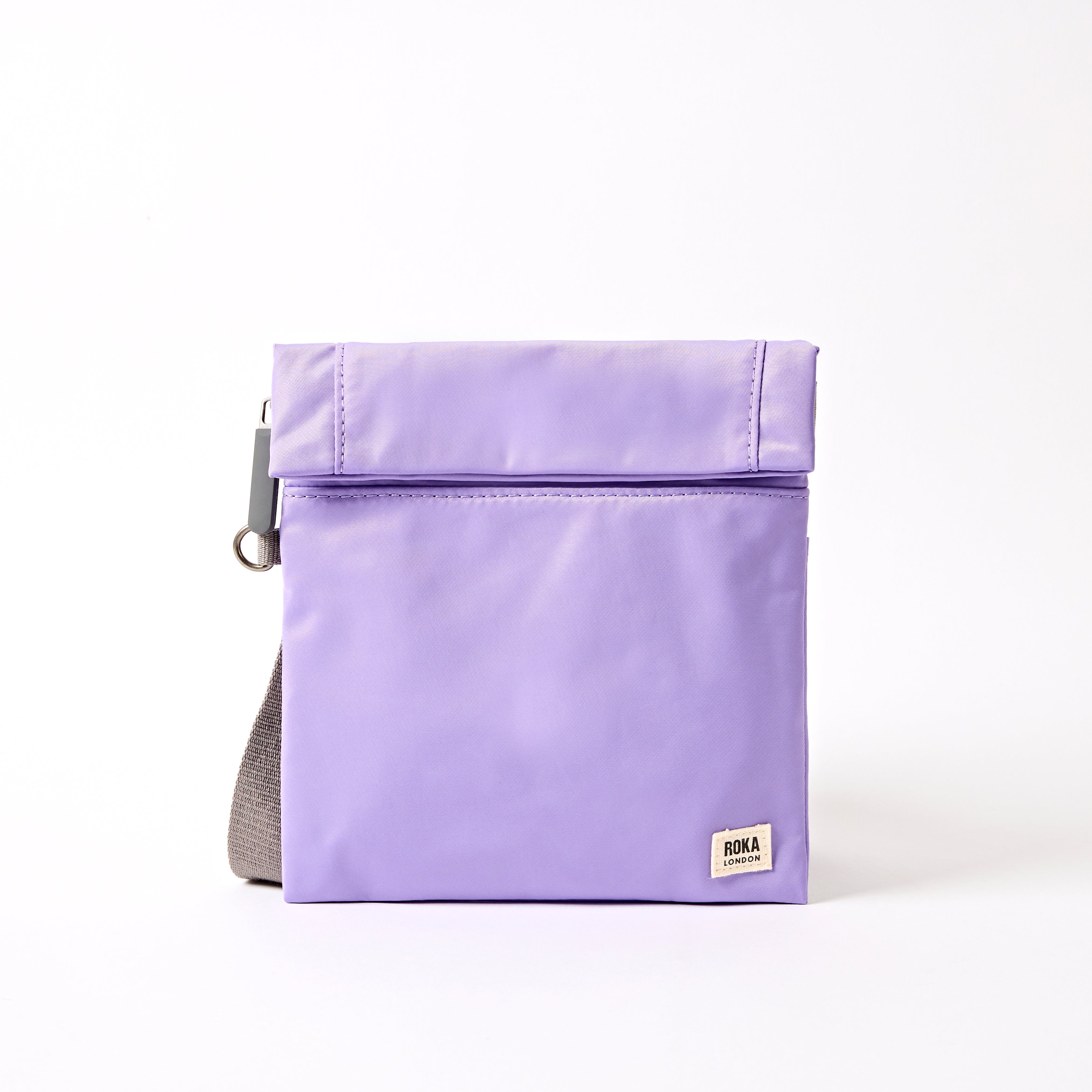 ROKA London - Stratford S crossbody-väska #Färg_Thistle_Bloom