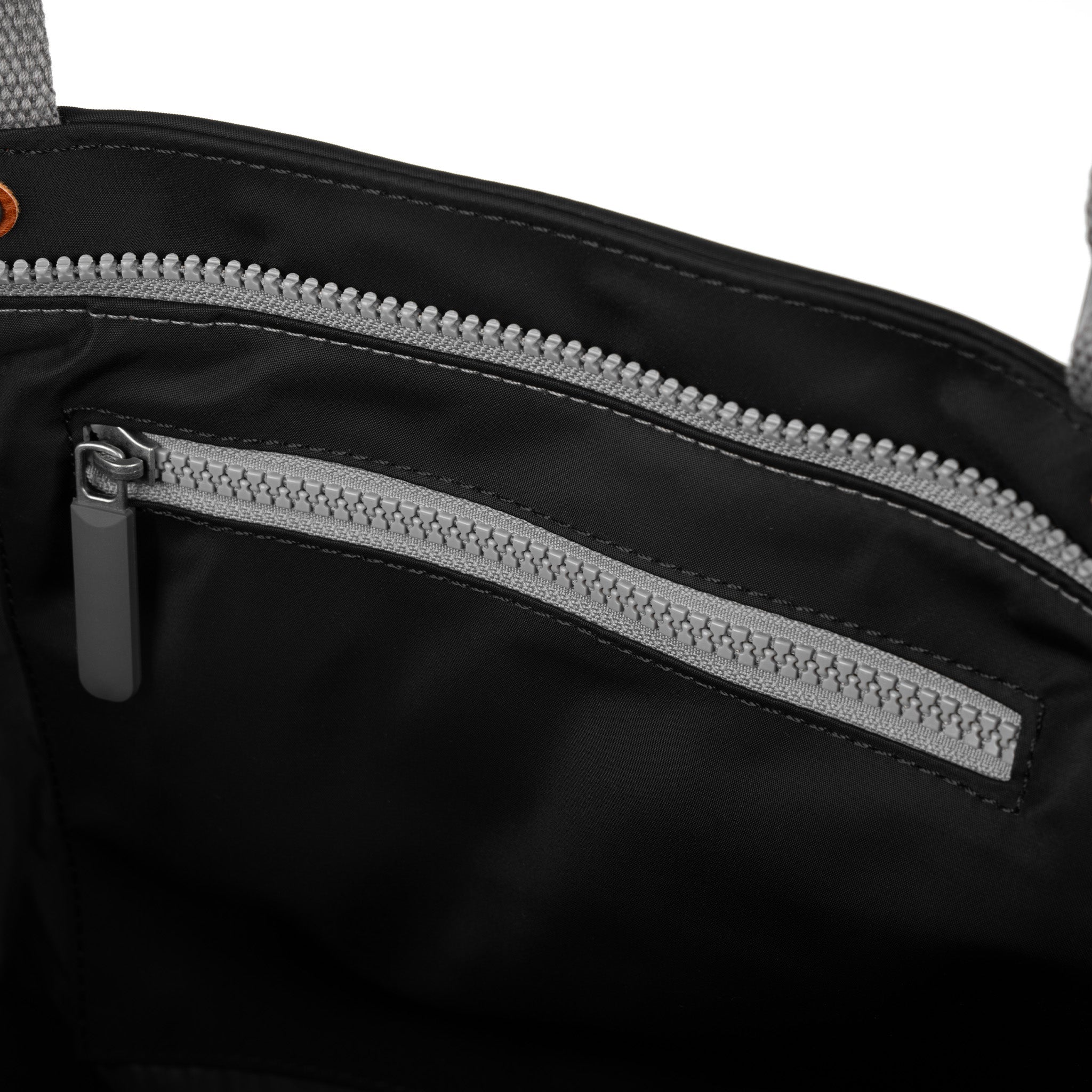 ROKA London - Trafalgar M toteväska #Färg_Black