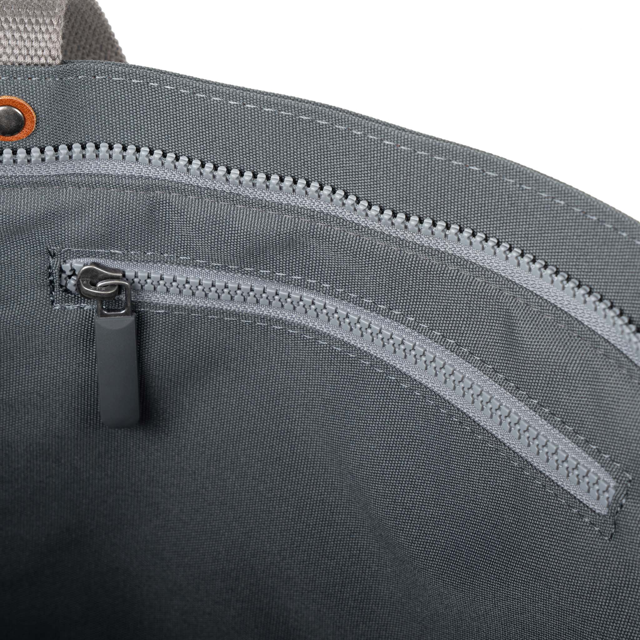 ROKA London - Trafalgar M toteväska #Färg_Smoke
