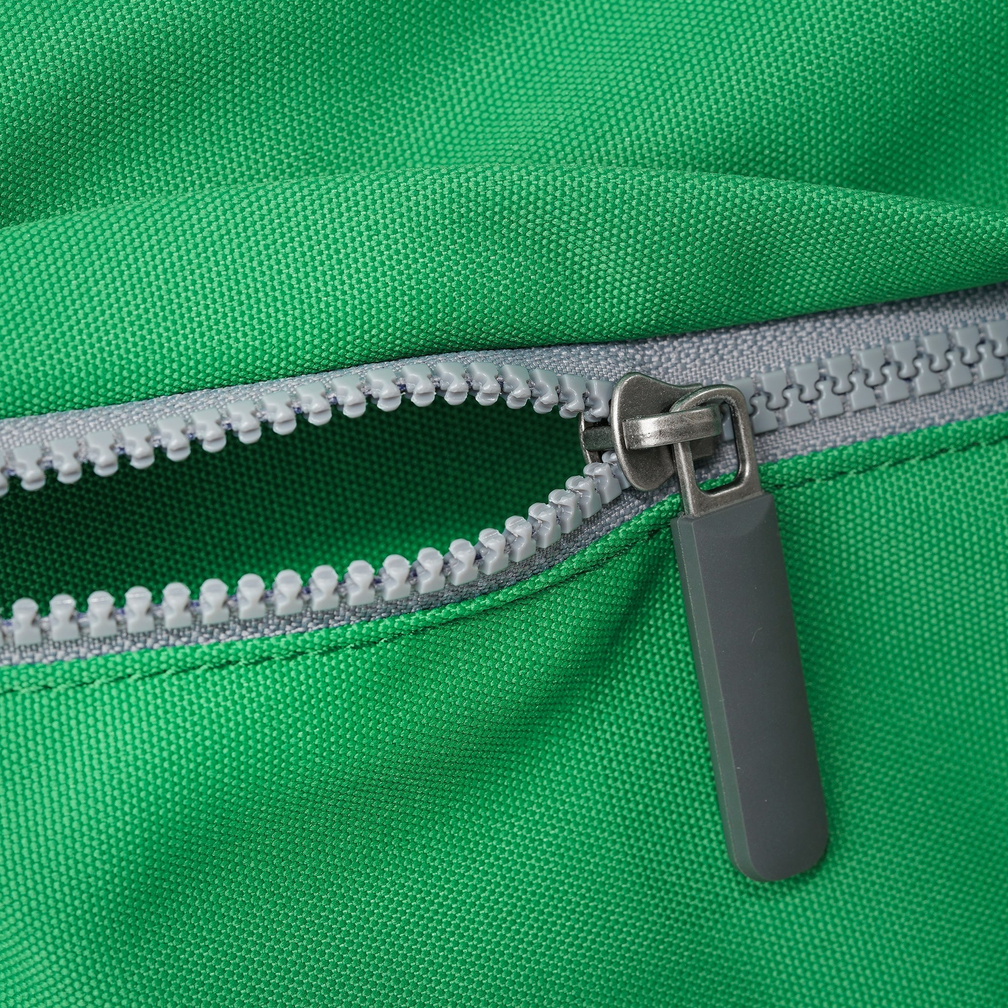 ROKA London - Trafalgar M toteväska #Färg_Mountain_Green