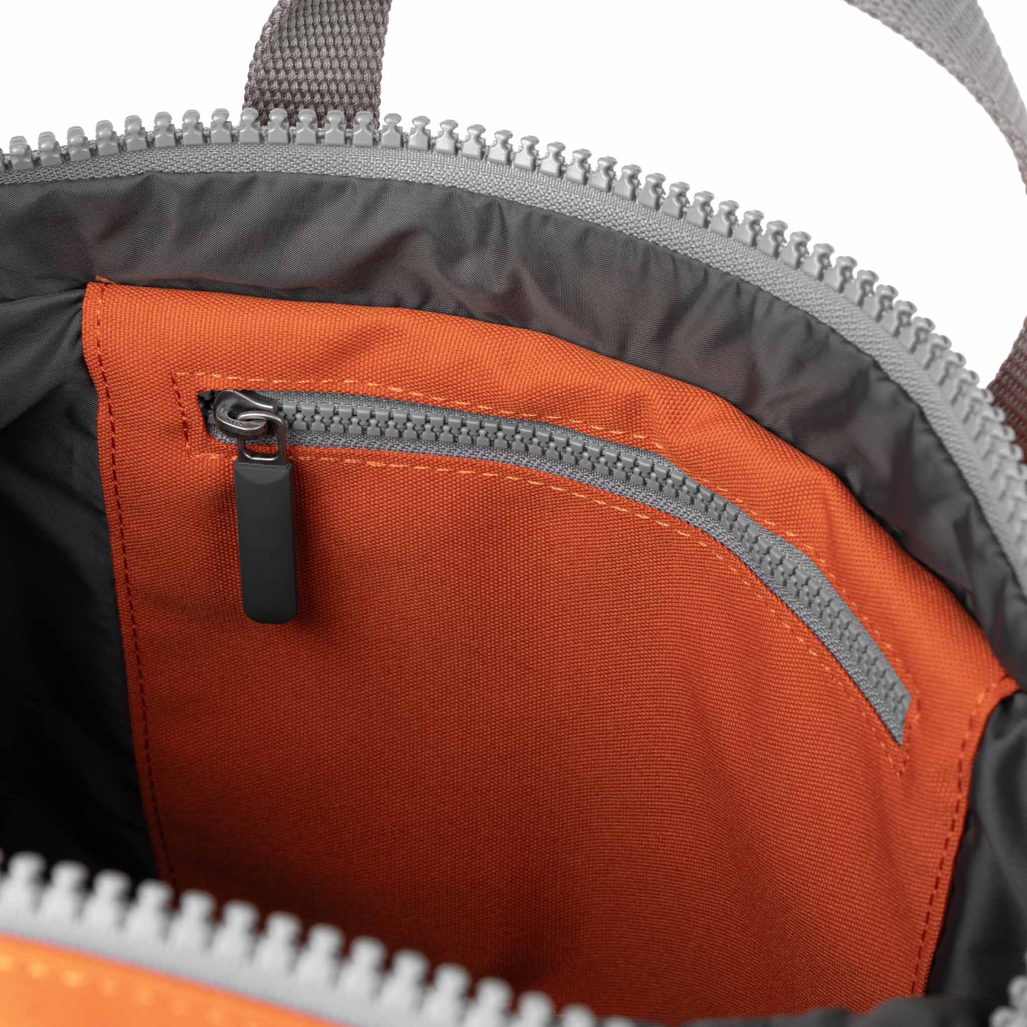 ROKA London - Waterhouse M ryggsäck med flera fickor #Färg_Atomic_Orange