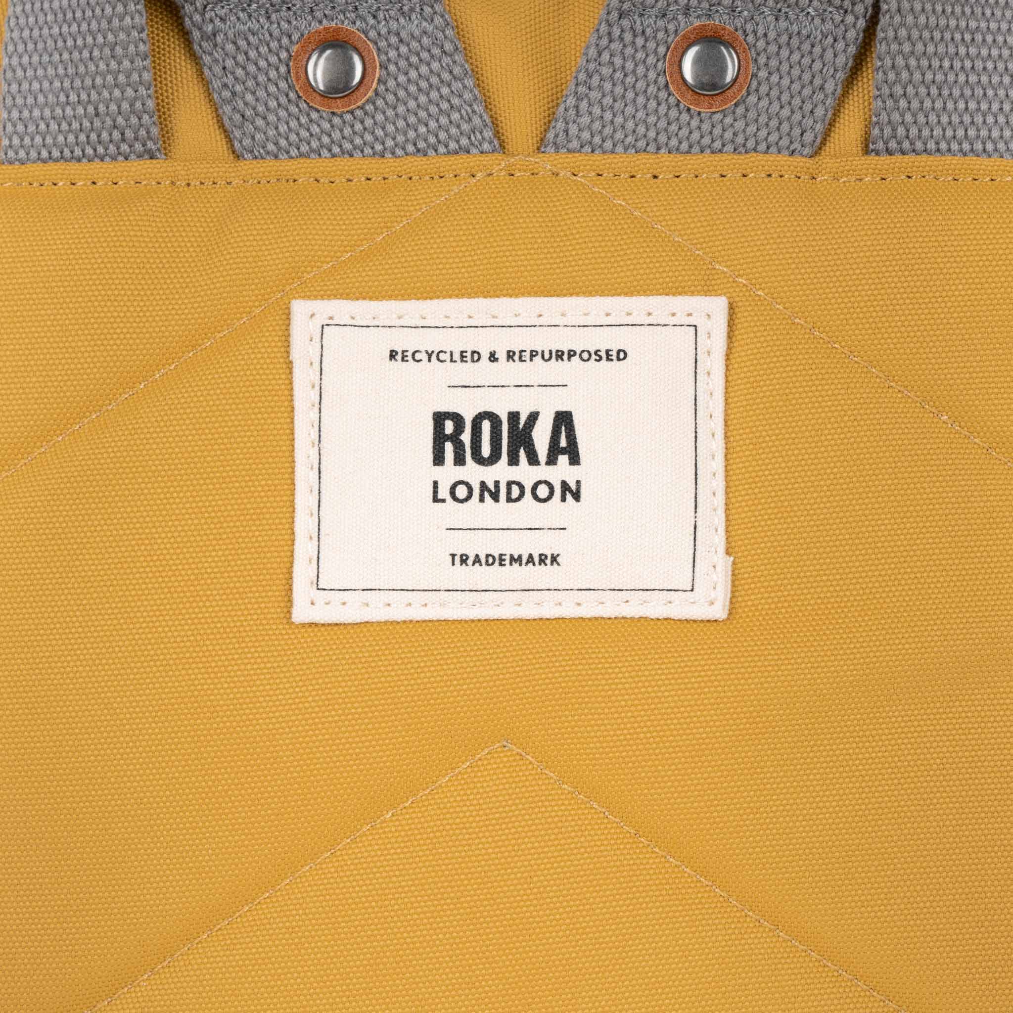ROKA London - Waterhouse M ryggsäck med flera fickor #Färg_Flax