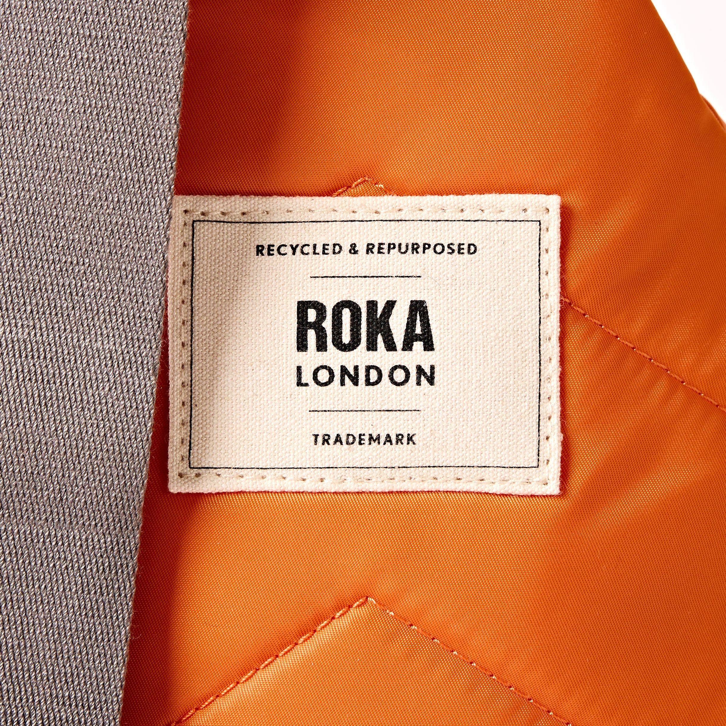 ROKA London - Willesden L slingväska #Färg_Jaffa_Orange