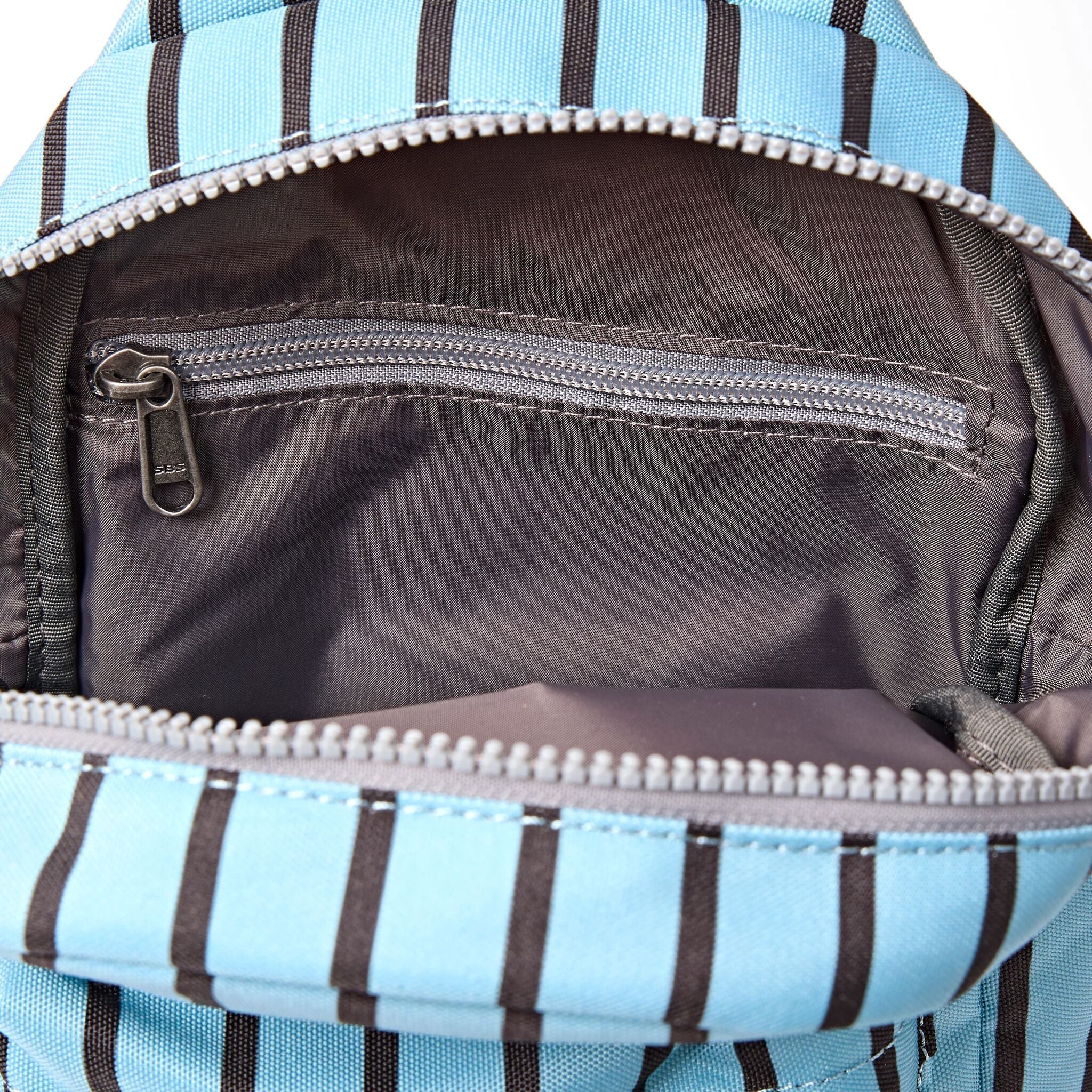 ROKA London - Willesden L slingväska #Färg_Blue_Stripe