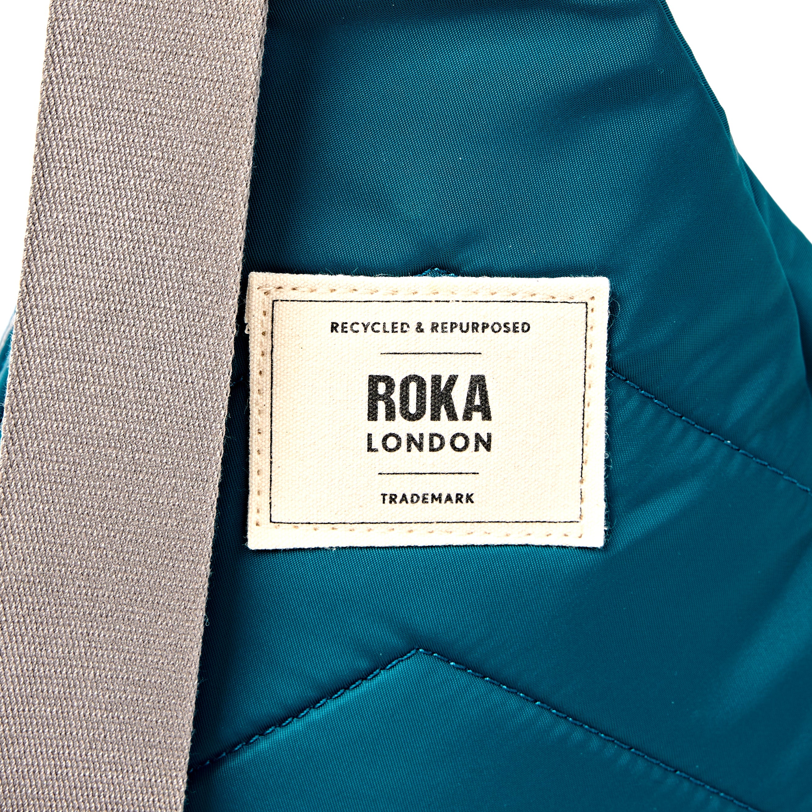 ROKA London - Willesden L slingväska #Färg_North_Sea