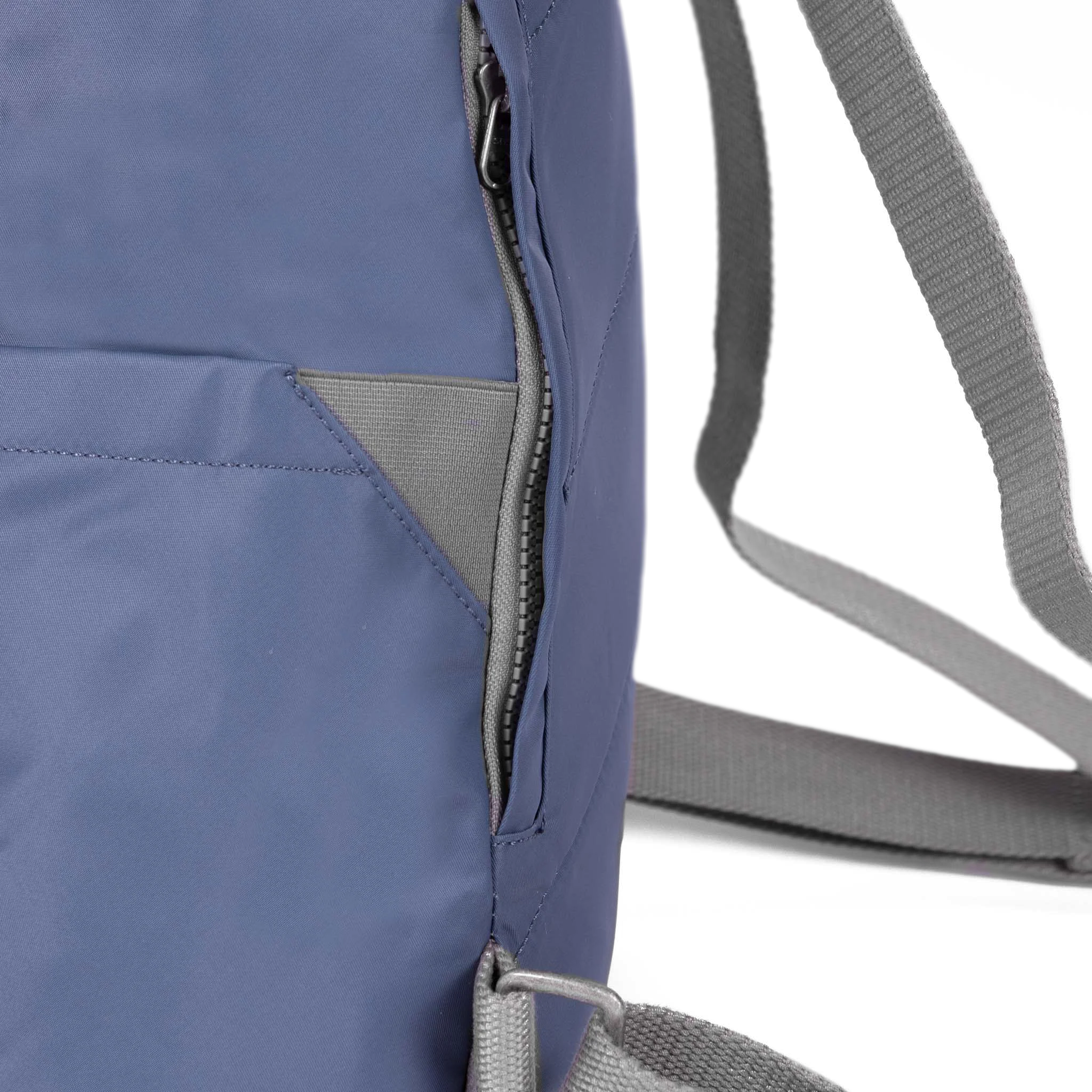 ROKA London - Canfield M rolltop-ryggsäck #Färg_Airforce