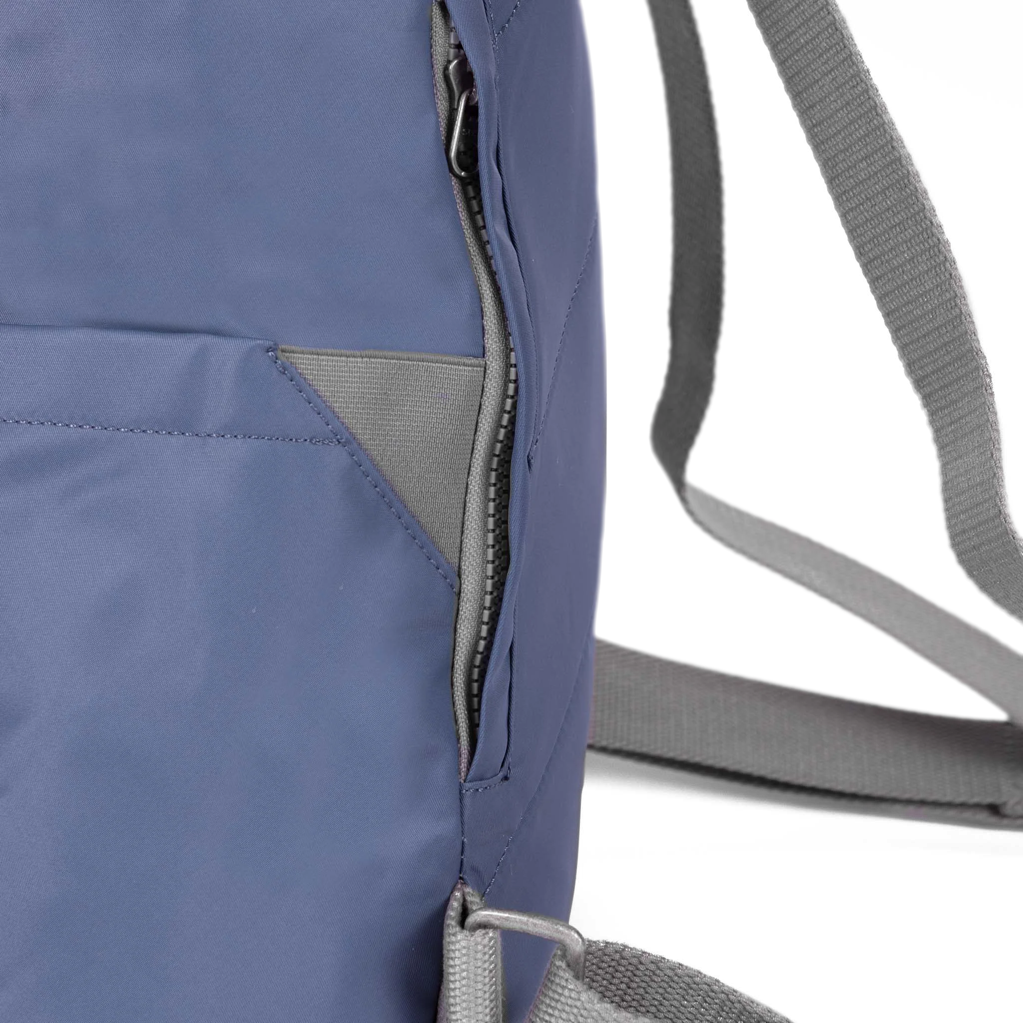 ROKA London - Canfield S rolltop-ryggsäck #Färg_Airforce