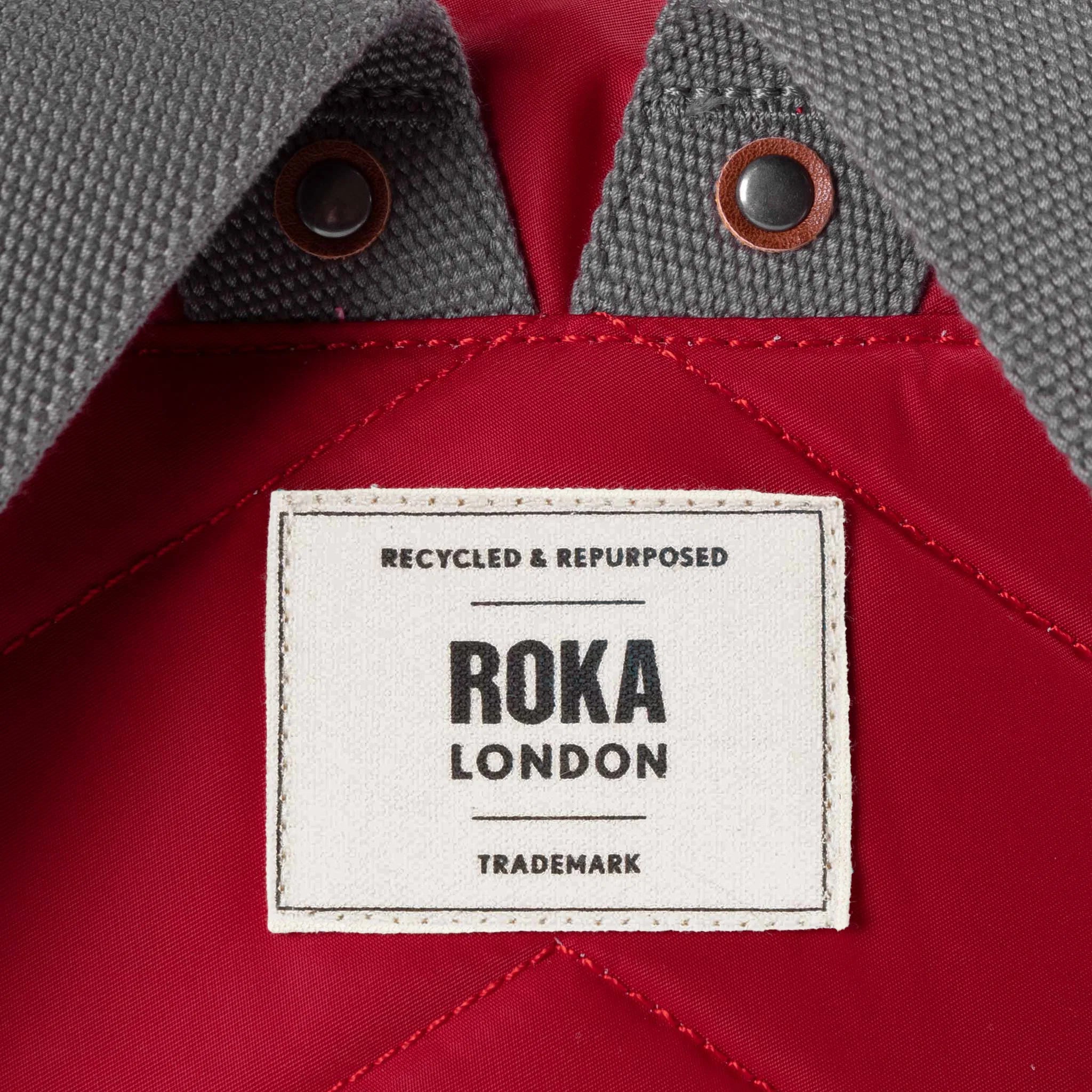 ROKA London - Canfield S rolltop-ryggsäck #Färg_Cranberry