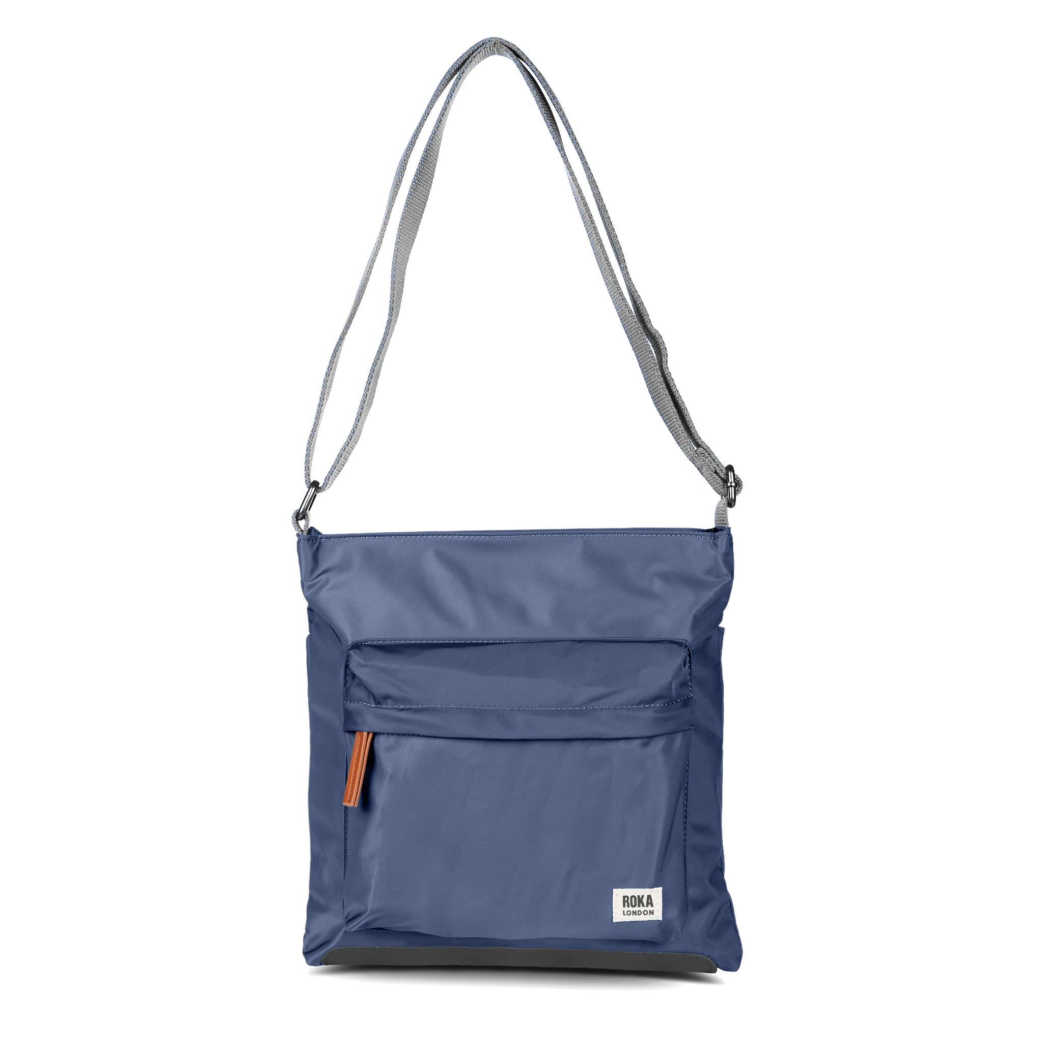 ROKA London - Kennington M crossbody-väska #Färg_Airforce