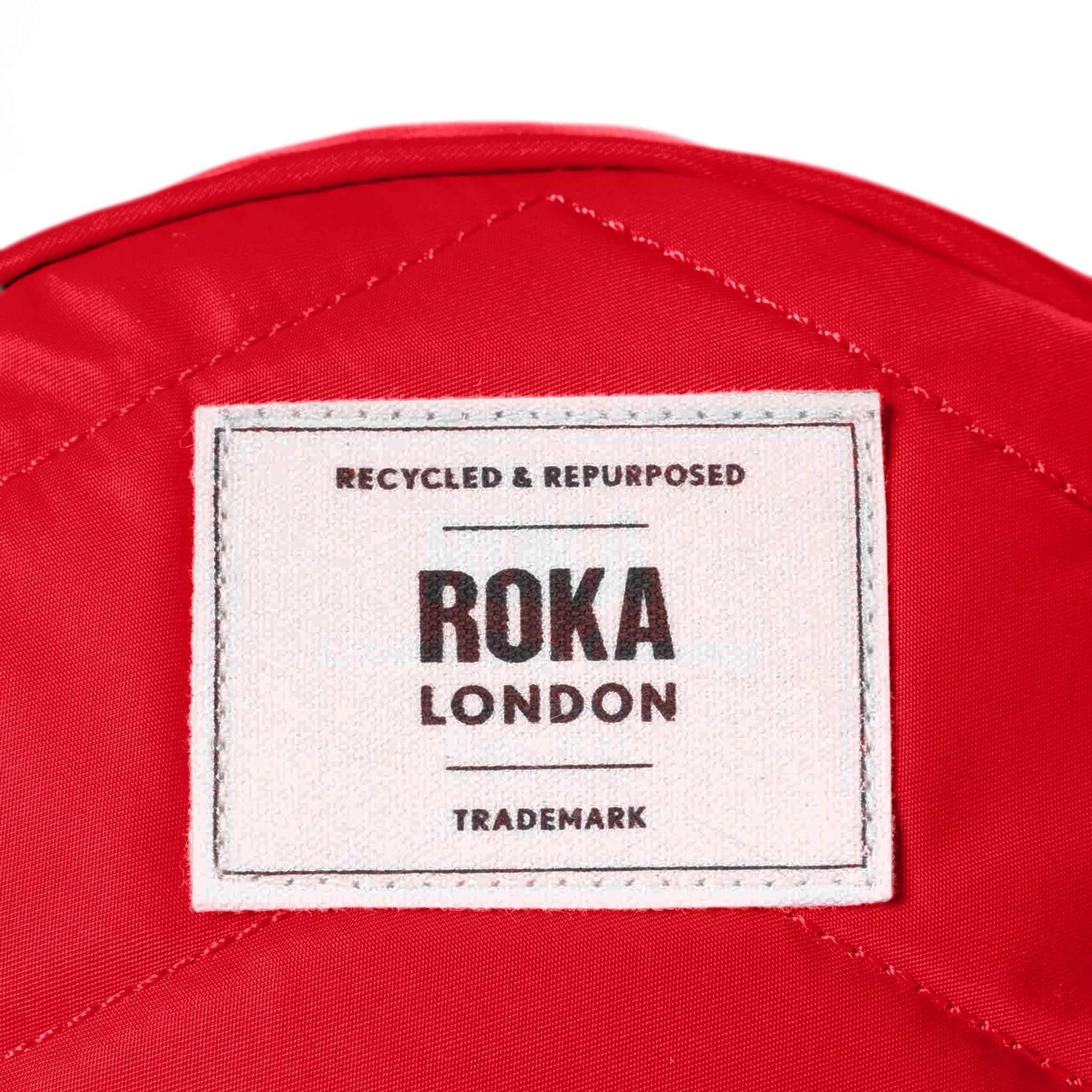 ROKA London - Paddington S crossbody-väska #Färg_Cranberry