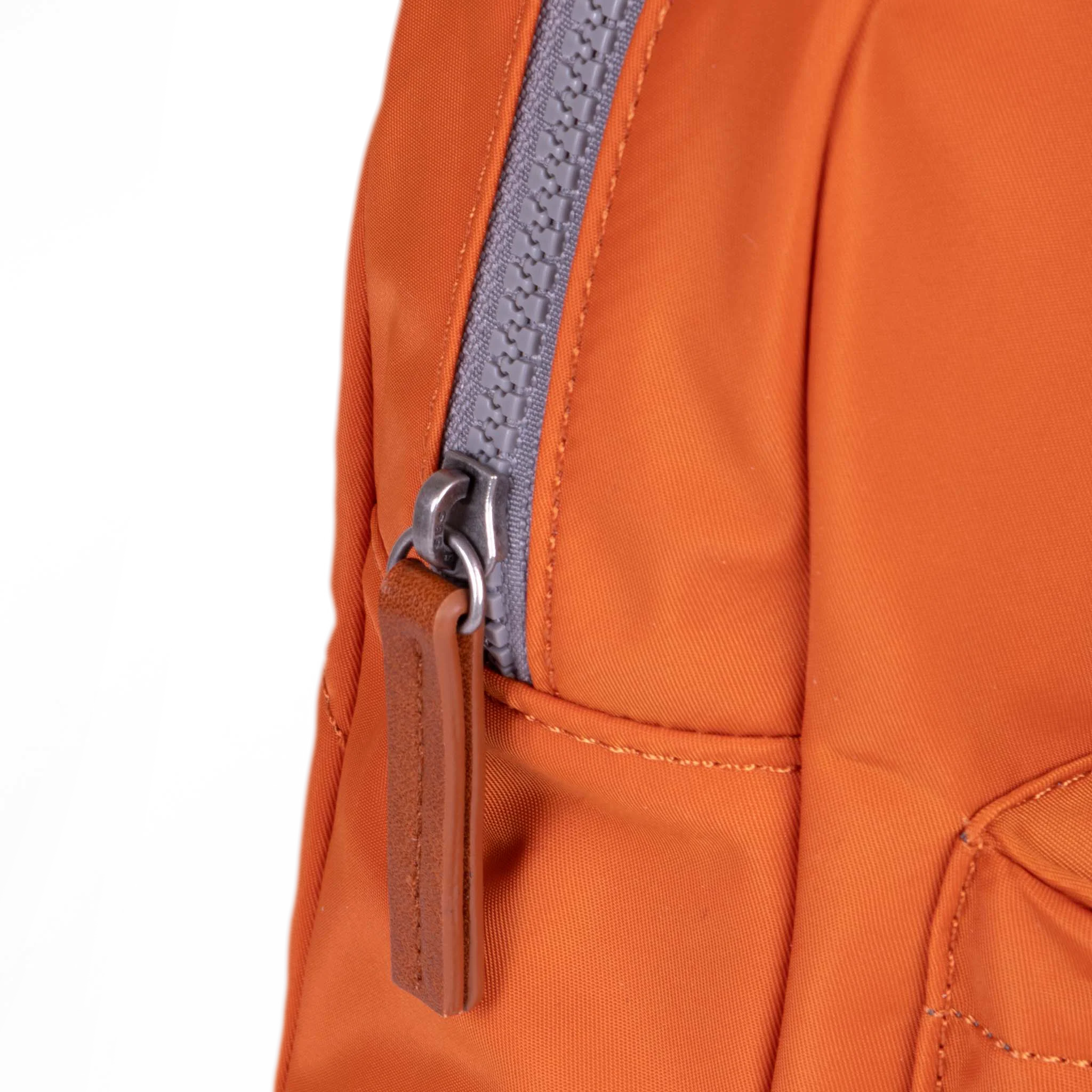 ROKA London - Willesden L slingväska #Färg_Burnt_Orange