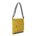 ROKA London - Kennington M crossbody-väska #Färg_Corn