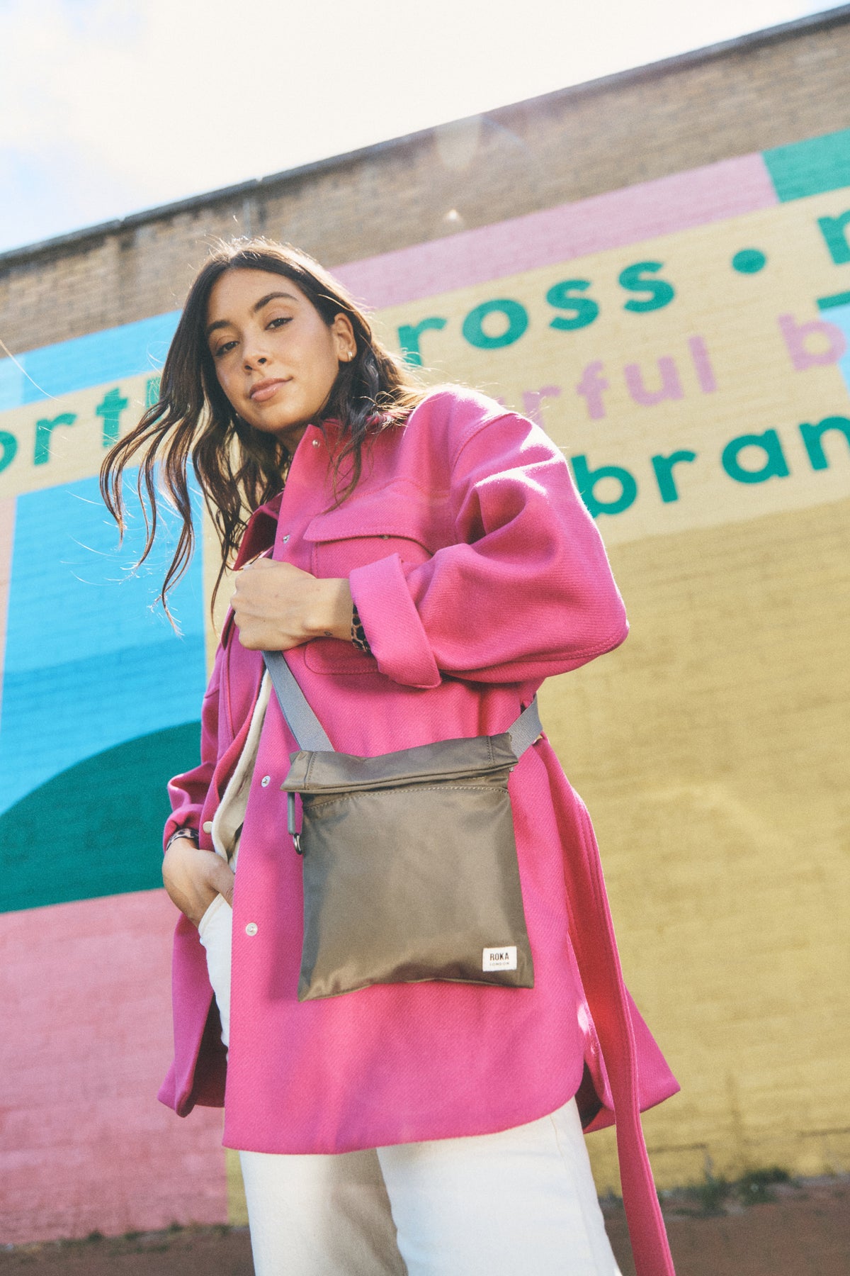 ROKA London - Stratford S crossbody-väska #Färg_Army