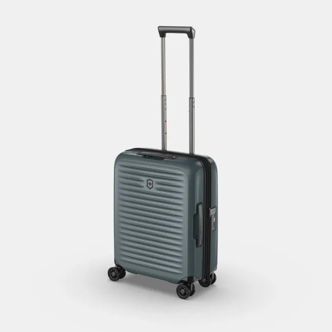 Victorinox Airox Advanced Global Carry-on - Kabinväska - 35L - Grå - S