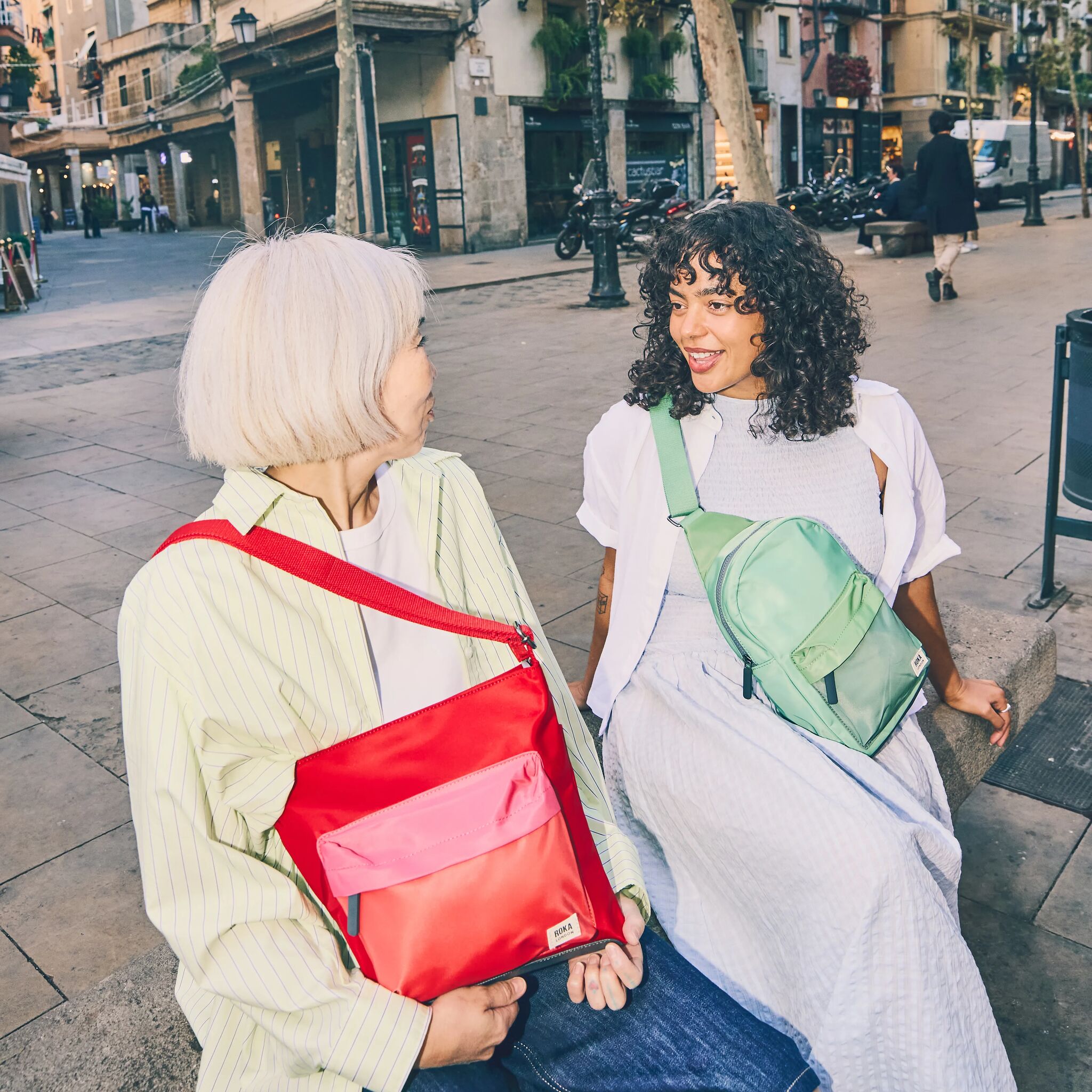 ROKA London - Willesden L slingväska #Färg_Green_Tonal